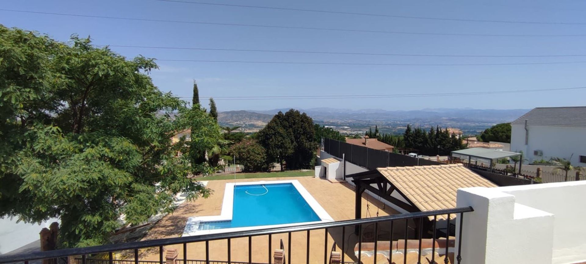 House in Alhaurín de la Torre, Andalusia 10944182