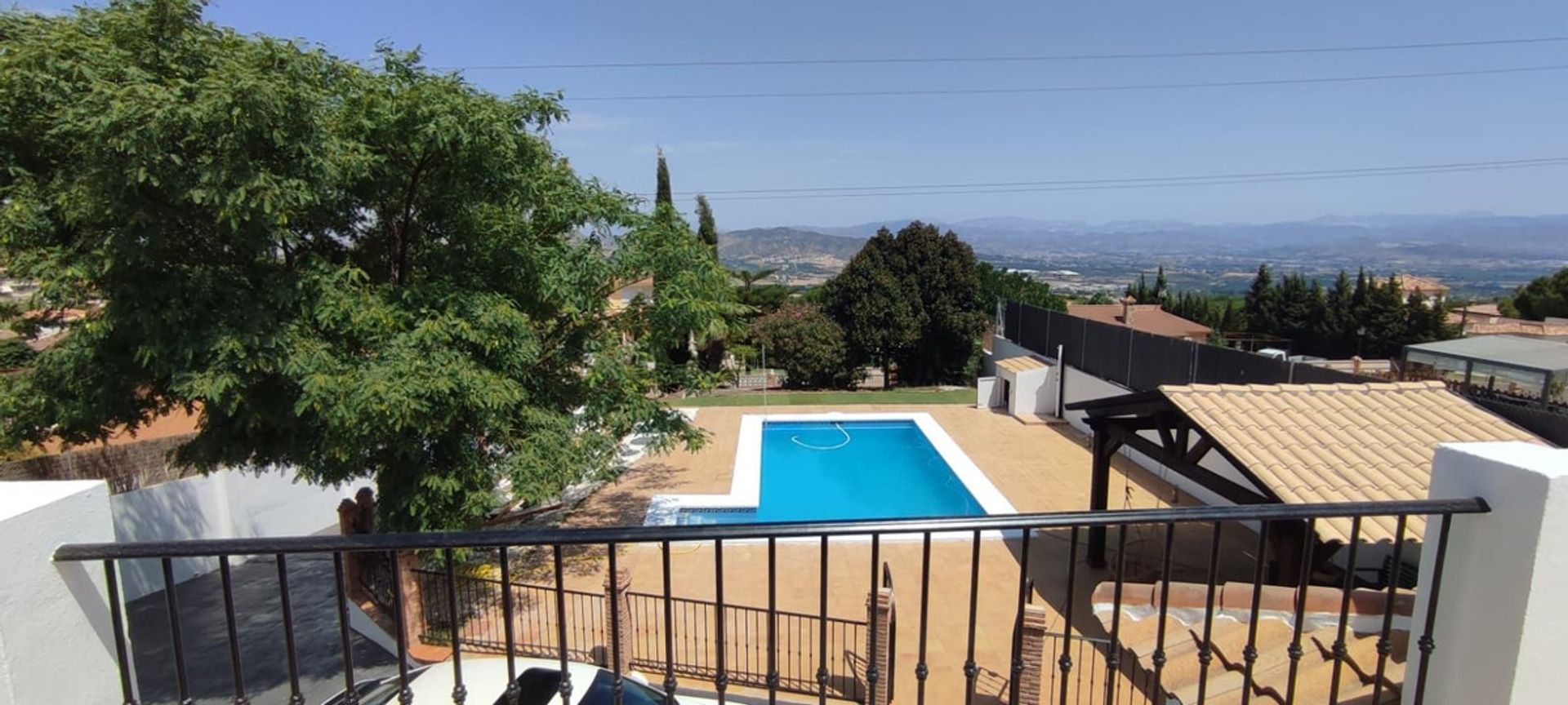 House in Alhaurín de la Torre, Andalusia 10944182