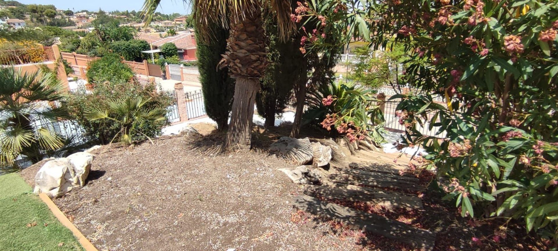 House in Alhaurín de la Torre, Andalusia 10944182