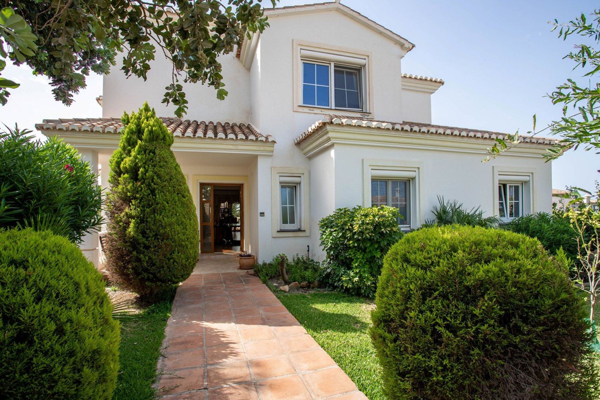 Casa nel Alhaurin el Grande, Andalusia 10944394