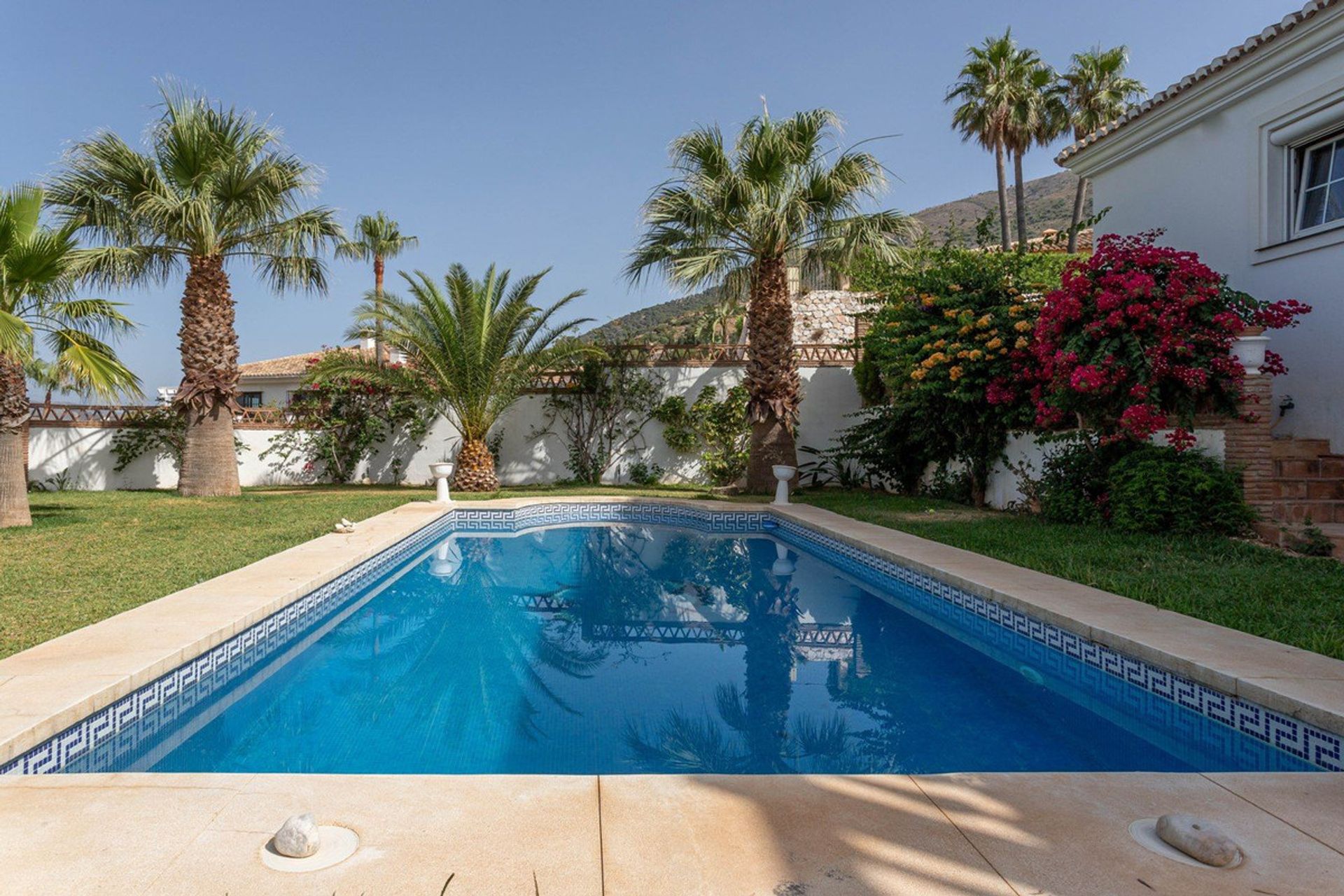 Casa nel Alhaurin el Grande, Andalusia 10944394