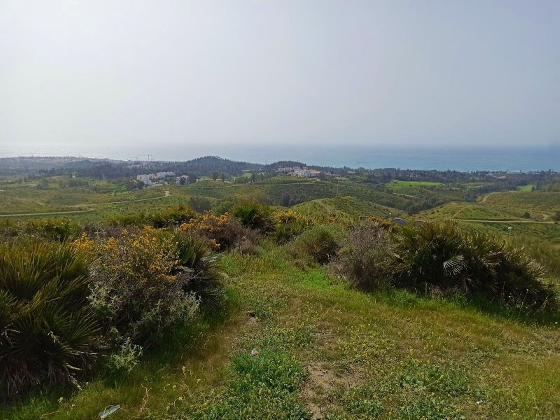 土地 在 Las Lagunas, Andalusia 10944414