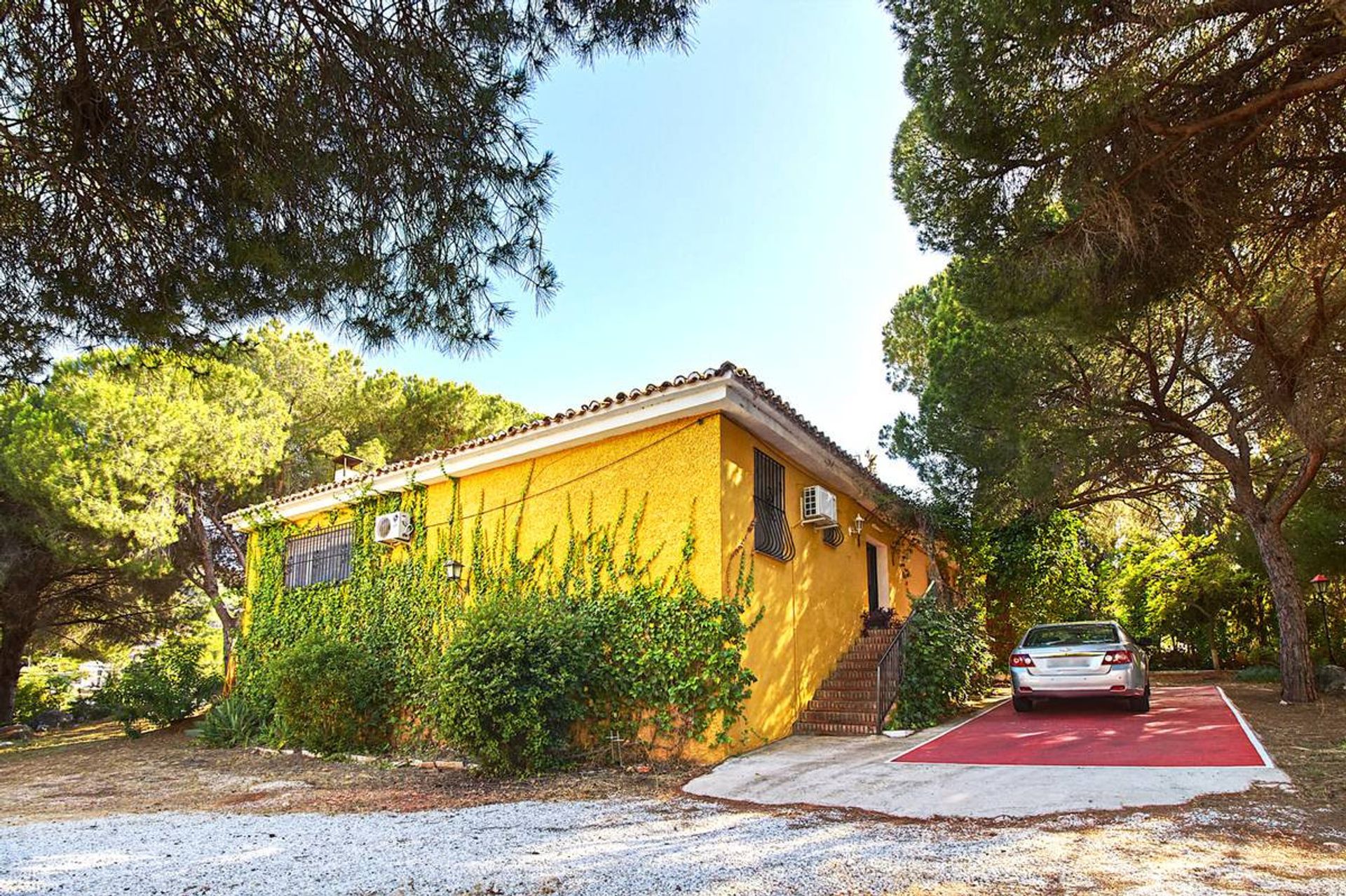 Casa nel Alhaurín de la Torre, Andalusia 10944434