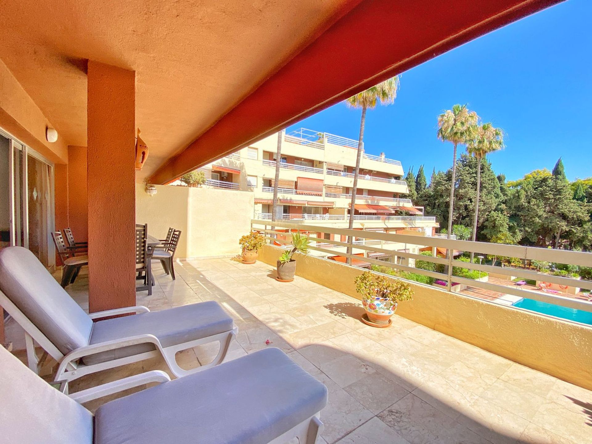 Condominio en Marbella, Andalusia 10944555