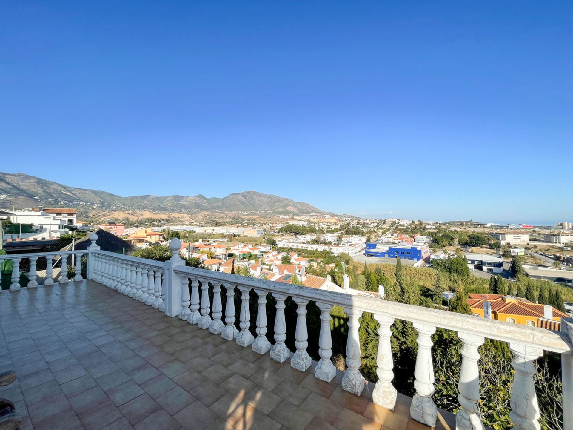 Rumah di Mijas, Andalusia 10944561