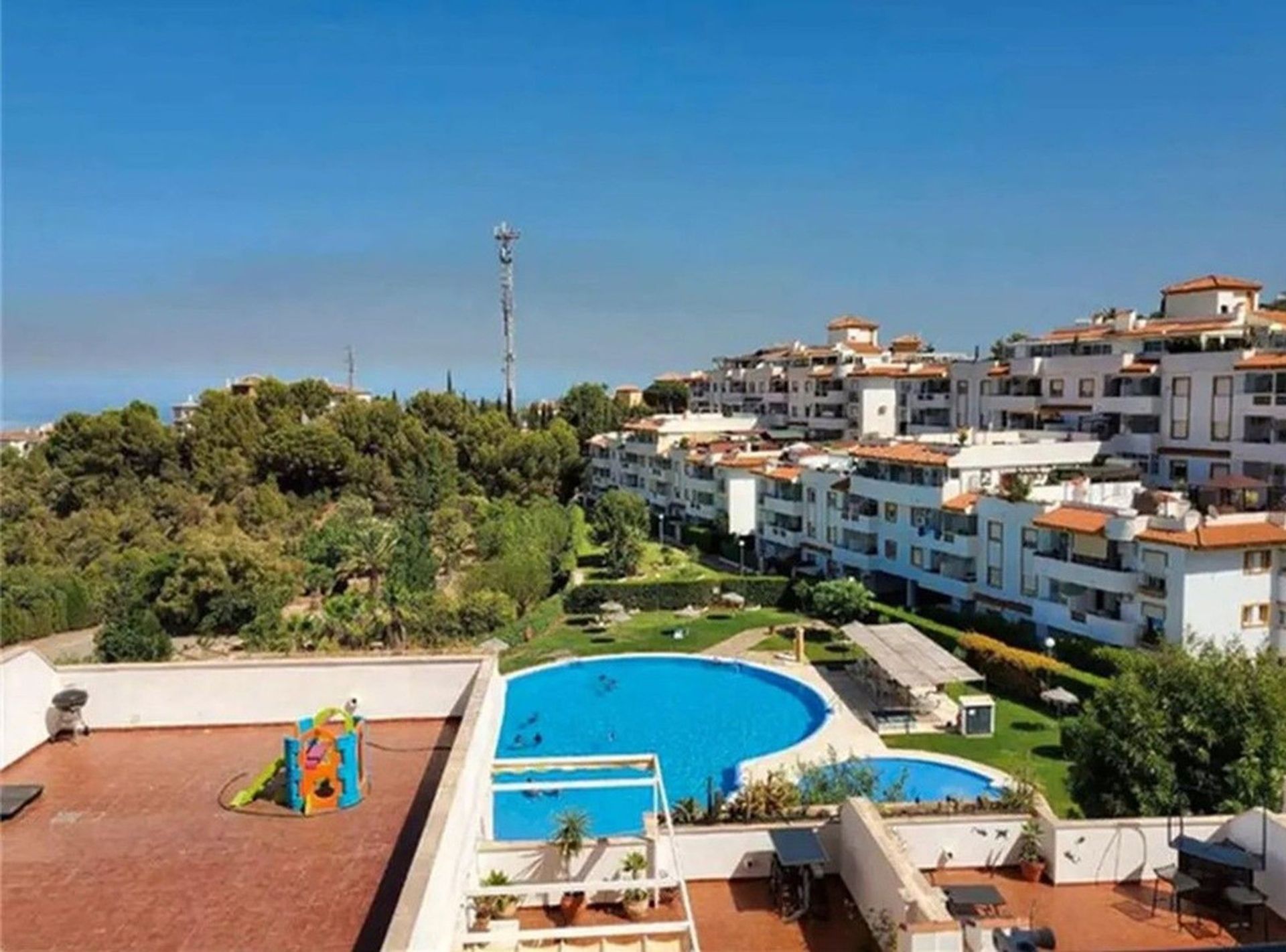 Condominio nel Benalmádena, Andalusia 10944690