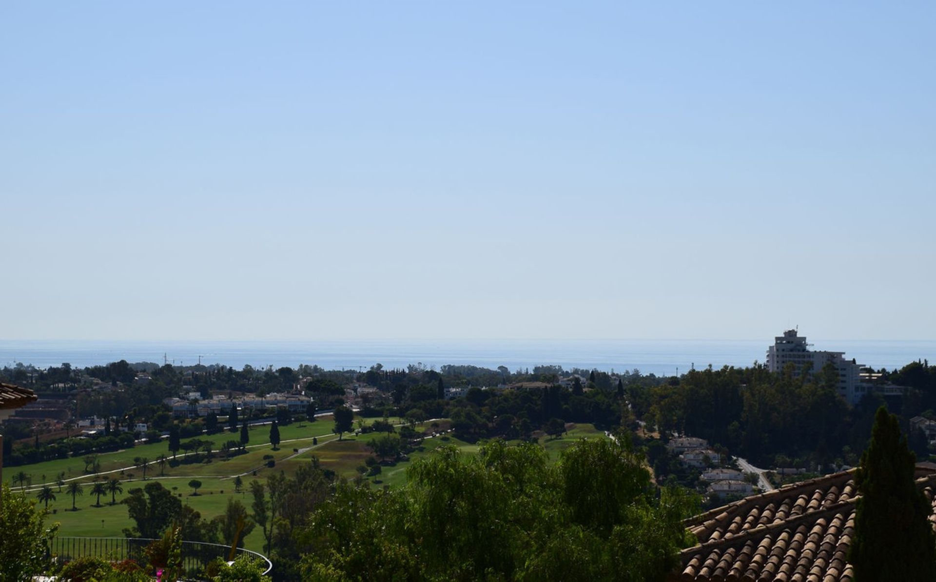 Tanah di Benahavís, Andalucía 10944699