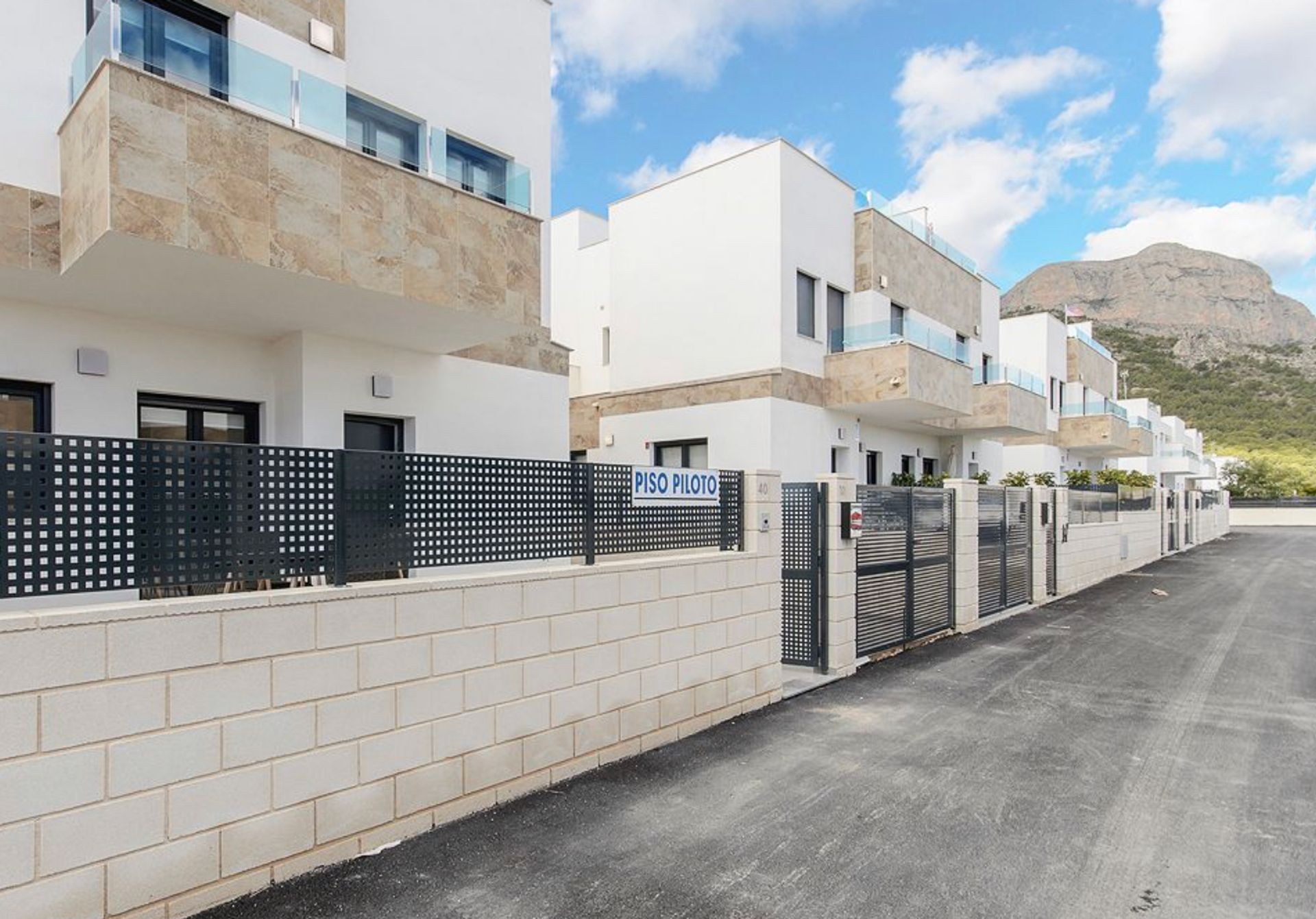 Condominium in Polop, Valencia 10944888