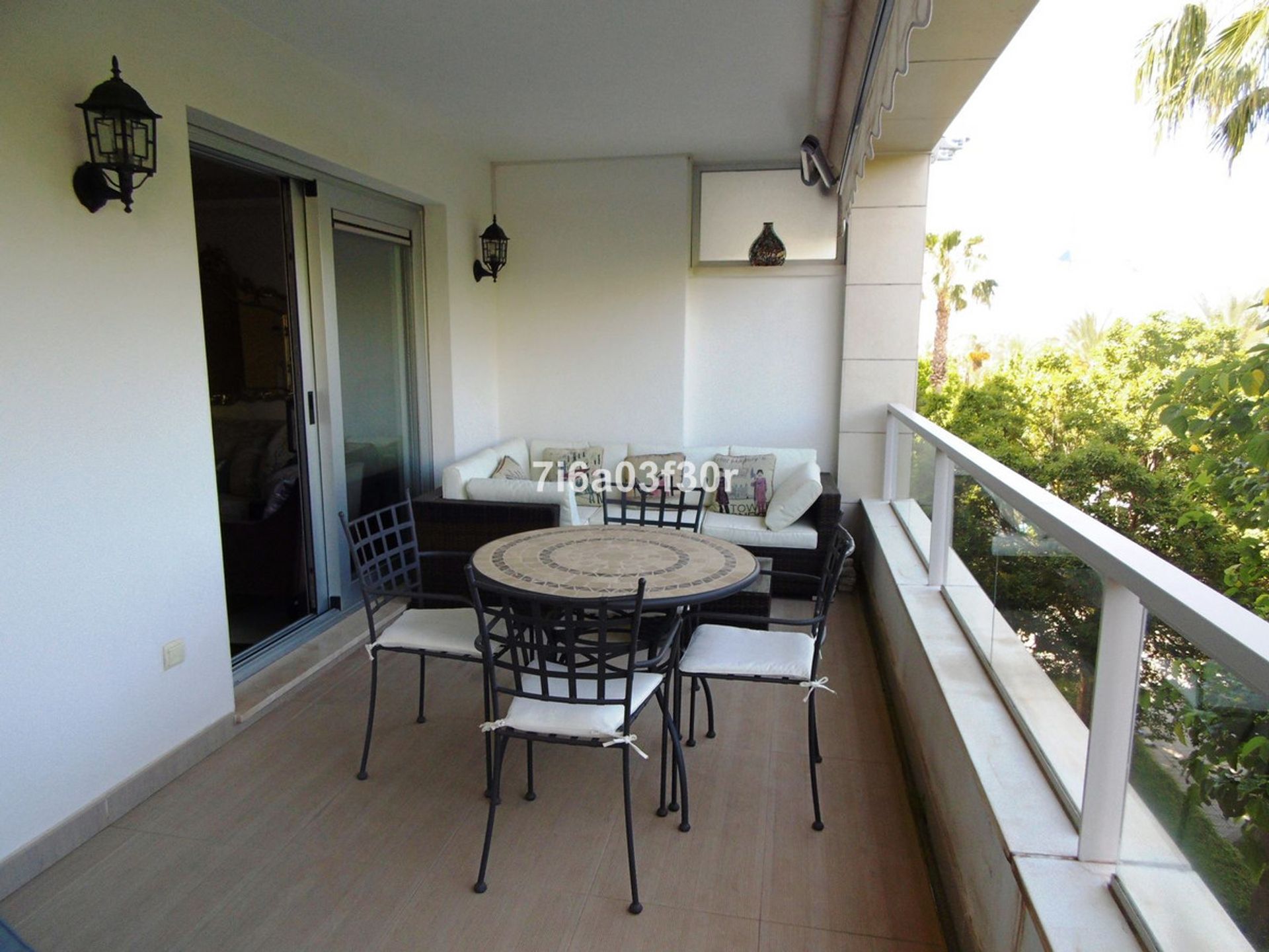 Condominium dans San Pedro de Alcántara, Andalousie 10944927