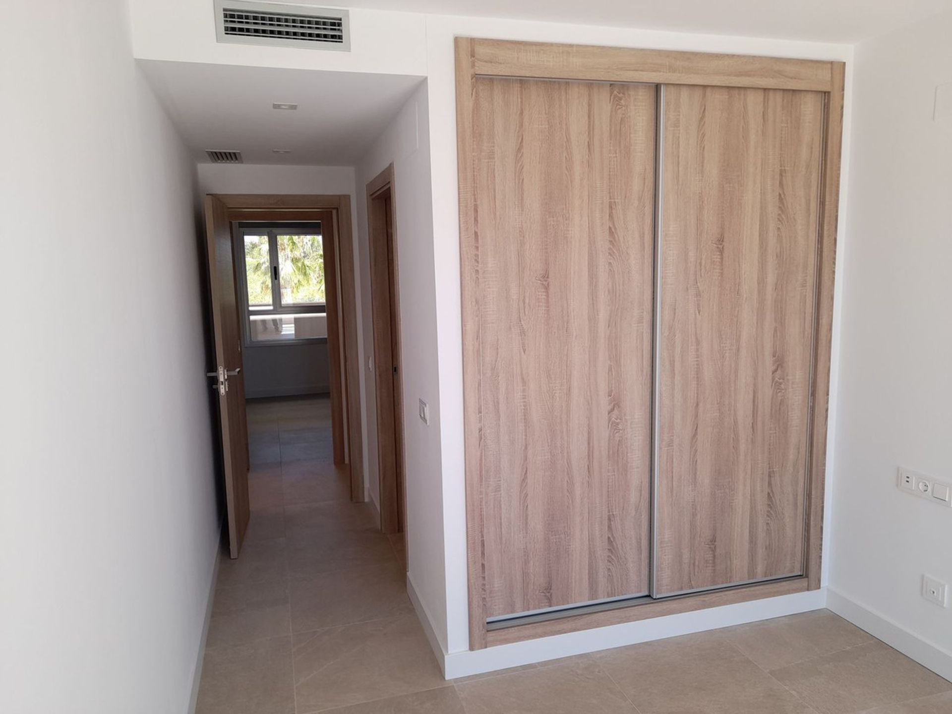 Condominio en , Andalucía 10945343