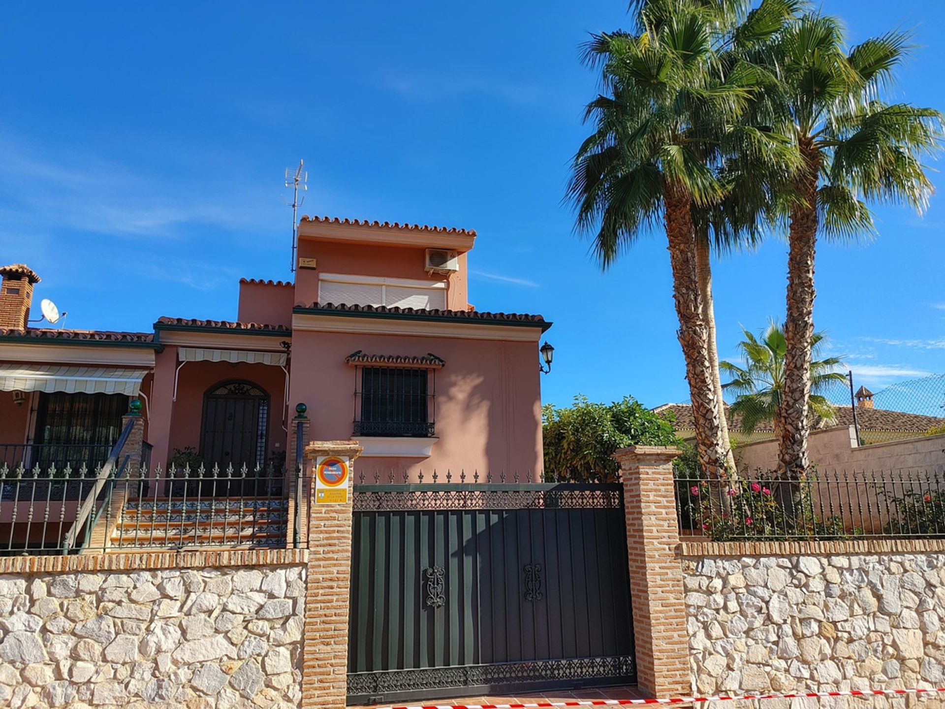 Rumah di Alhaurín de la Torre, Andalucía 10945393