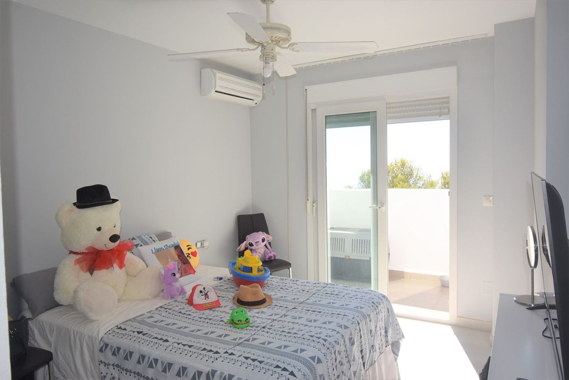 קוֹנדוֹמִינִיוֹן ב Benalmádena, Andalusia 10945841