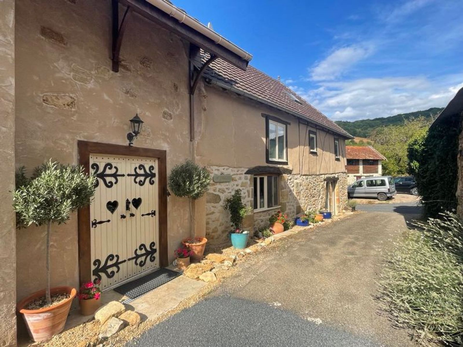 Hus i Beaulieu-sur-Dordogne, Nouvelle-Aquitaine 10945842