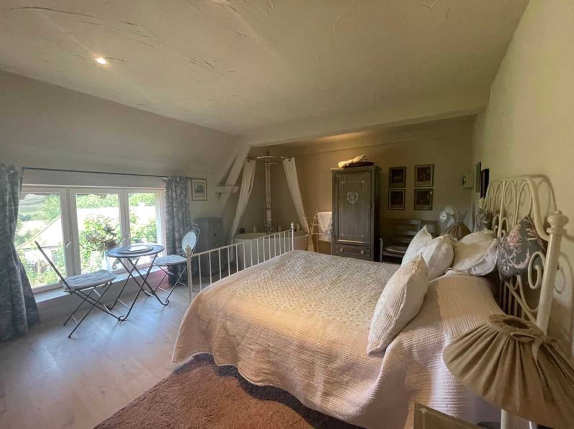 Hus i Beaulieu-sur-Dordogne, Nouvelle-Aquitaine 10945842