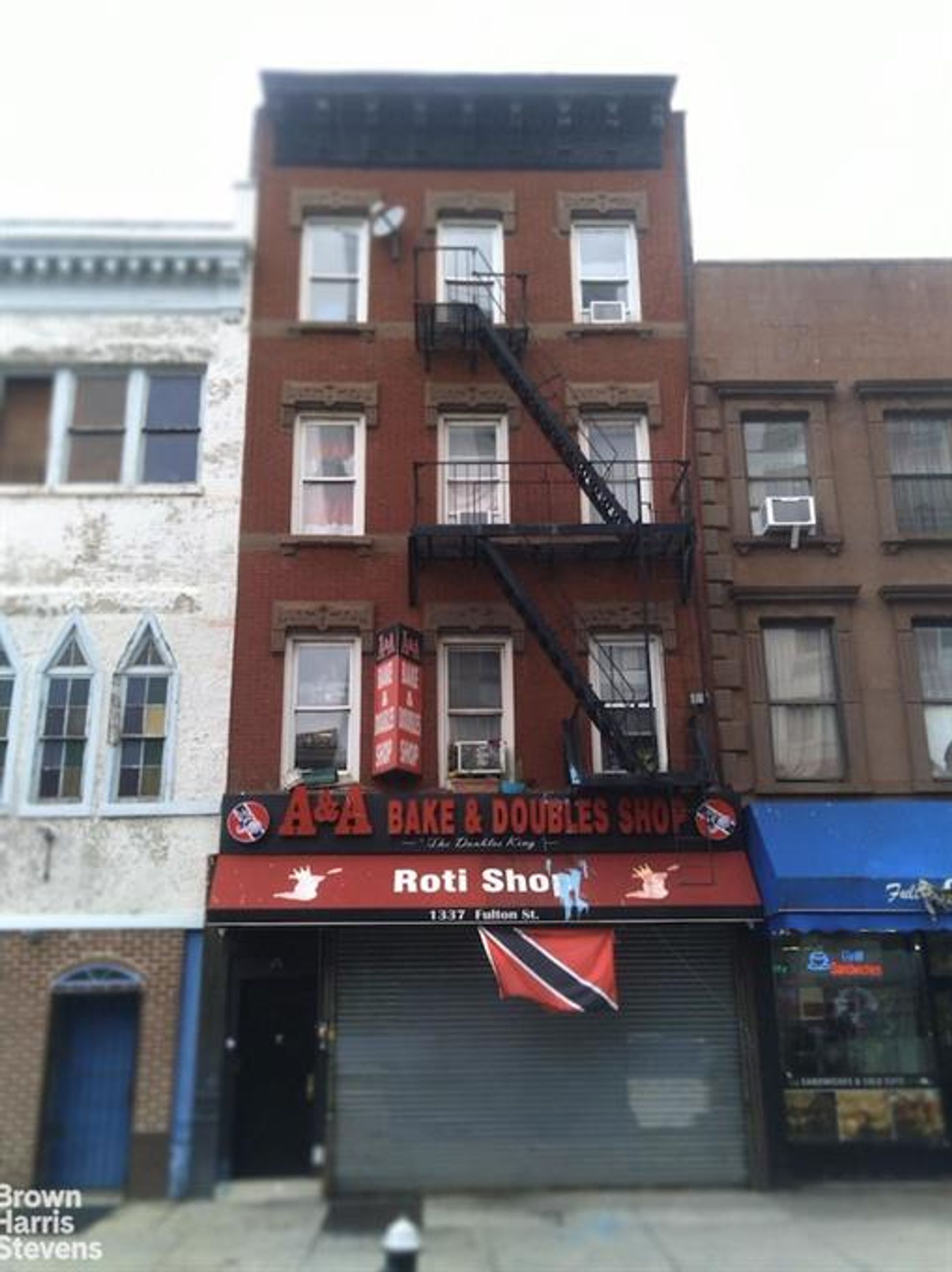 Rumah di New York, New York 10945902