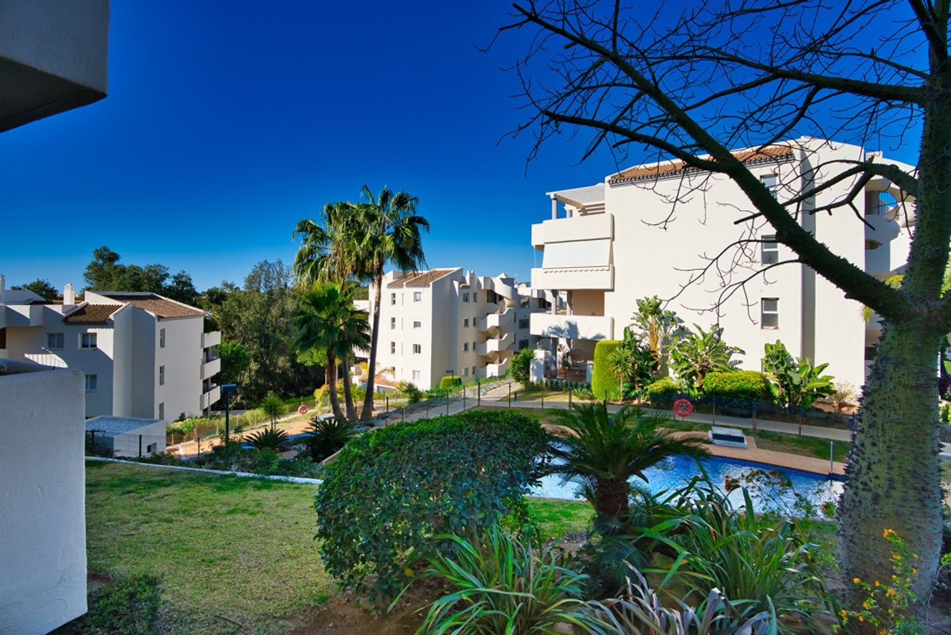 Condominium in Marbella, Andalucía 10946091