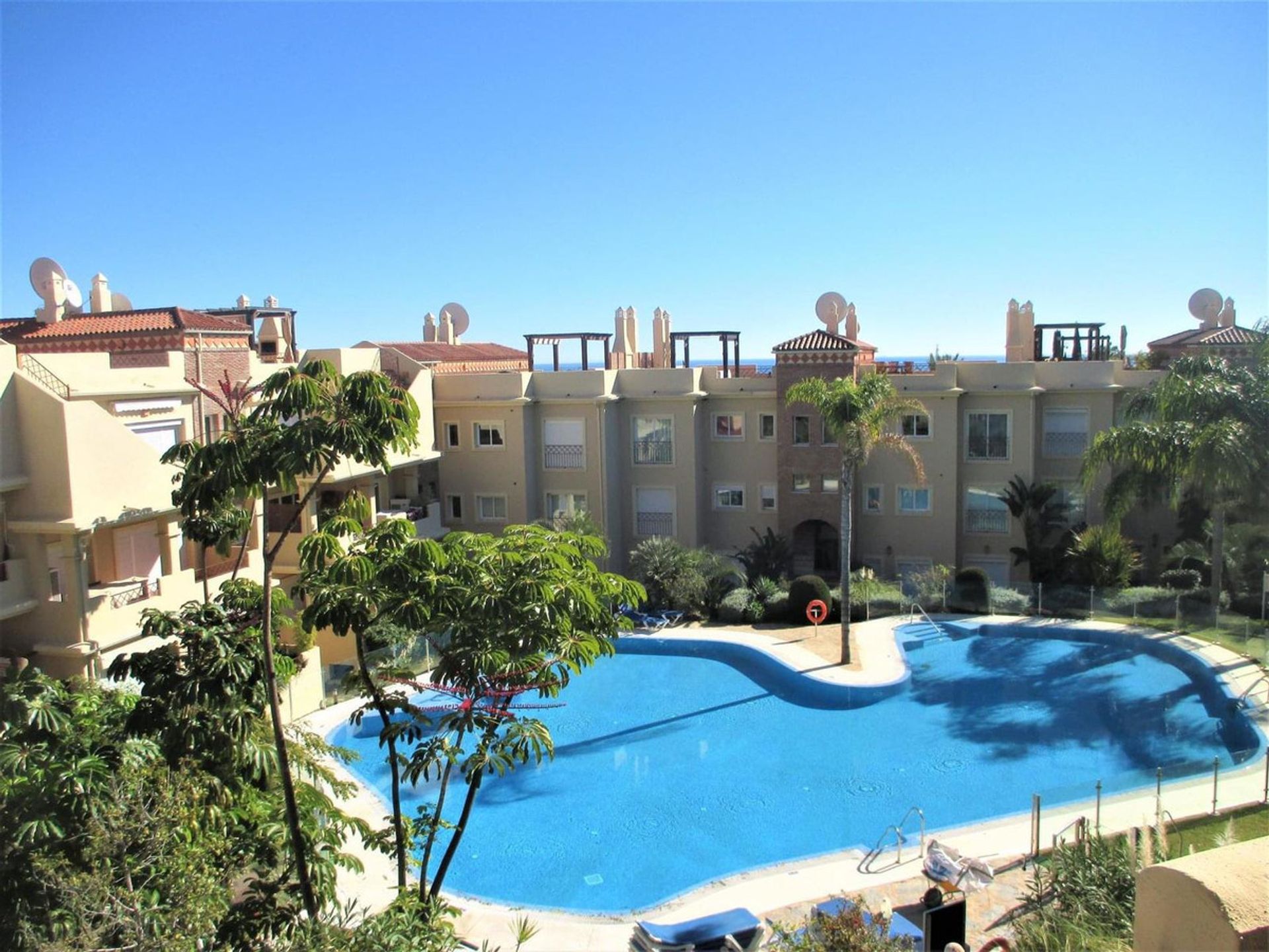 Condominio nel Benahavis, Andalusia 10946102