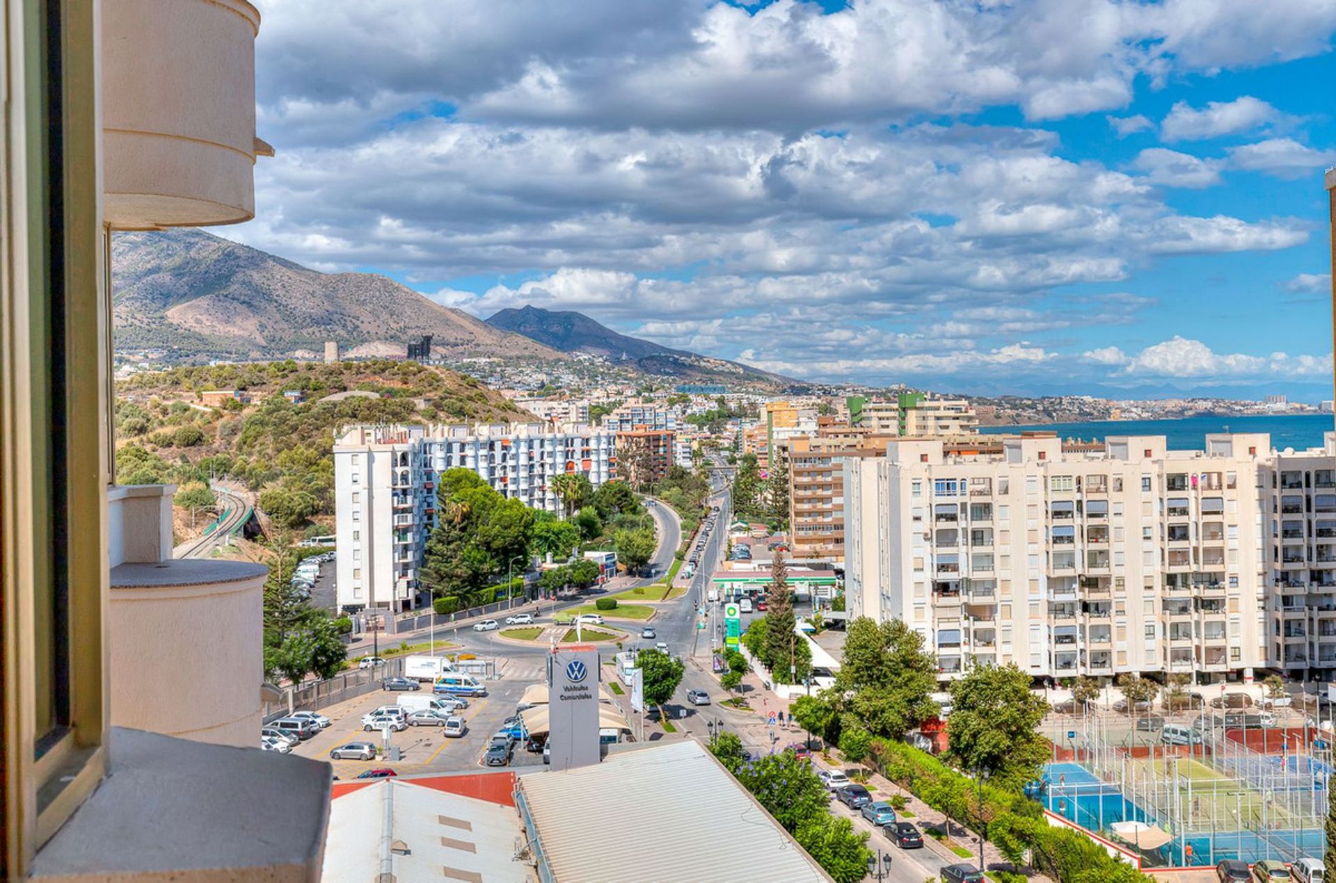 Condominium in Fuengirola, Andalusia 10946332