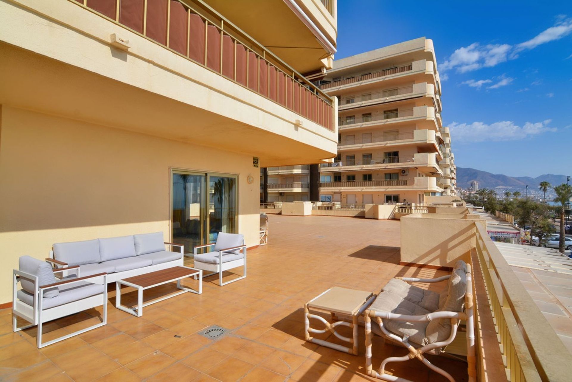 Condominium dans Fuengirola, Andalucía 10946346