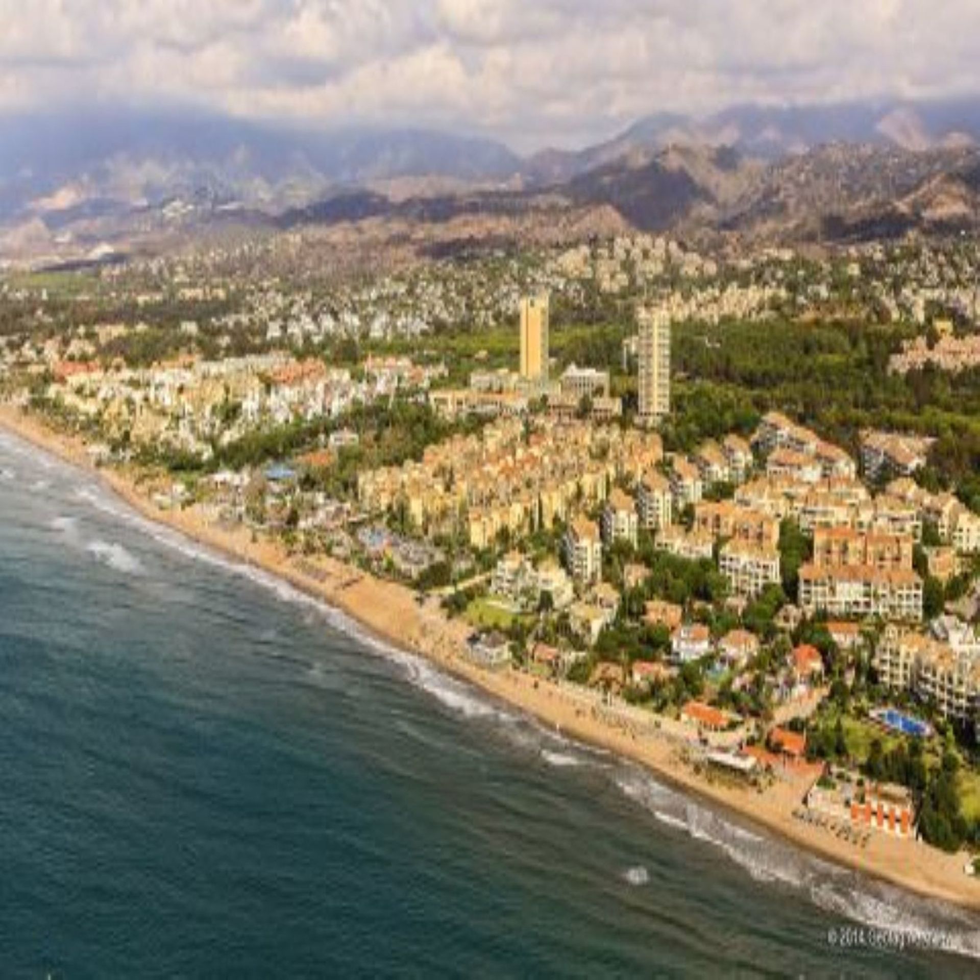 Tanah di San Pedro de Alcantara, Andalusia 10946368