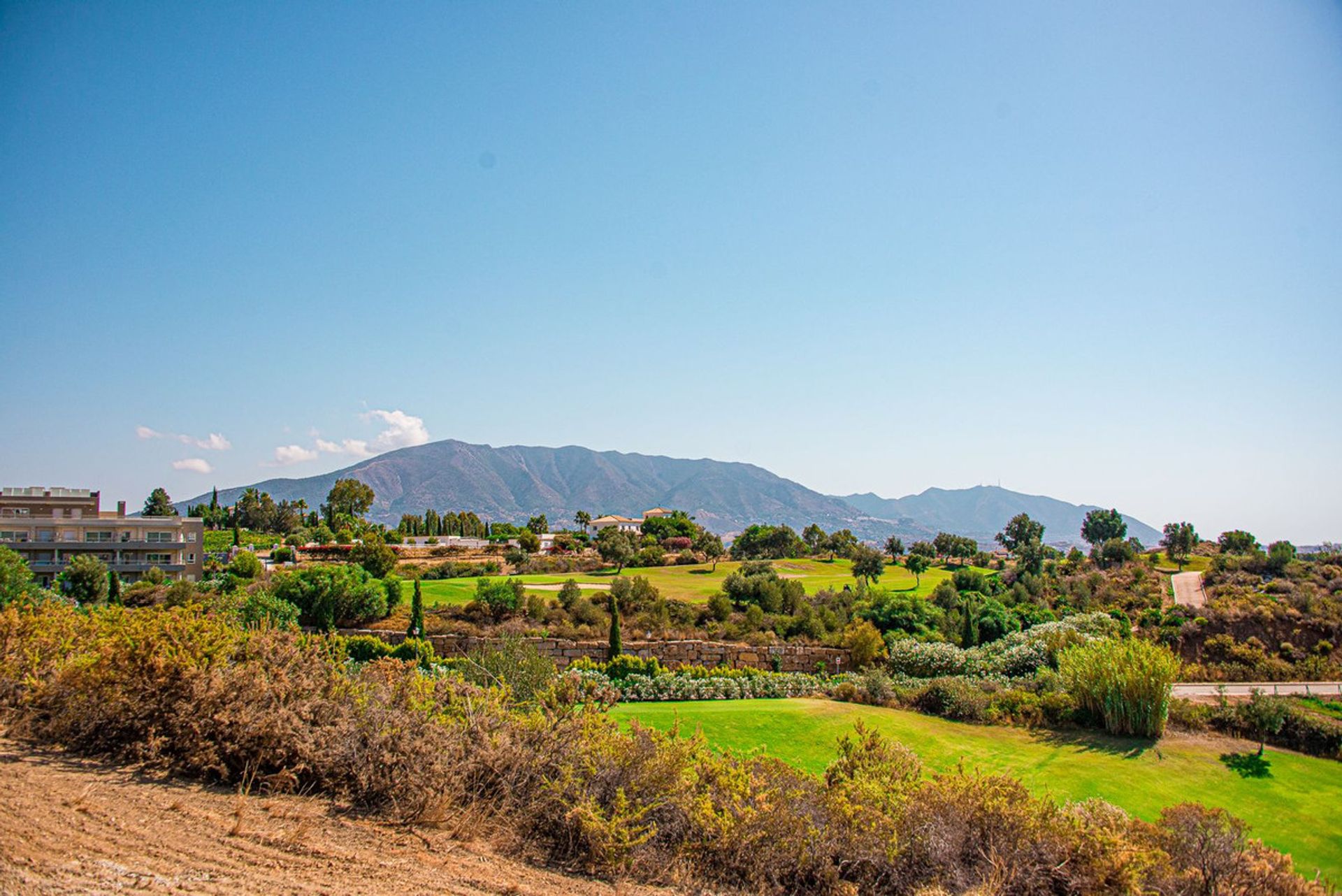 Tierra en Fuengirola, Andalucía 10946387