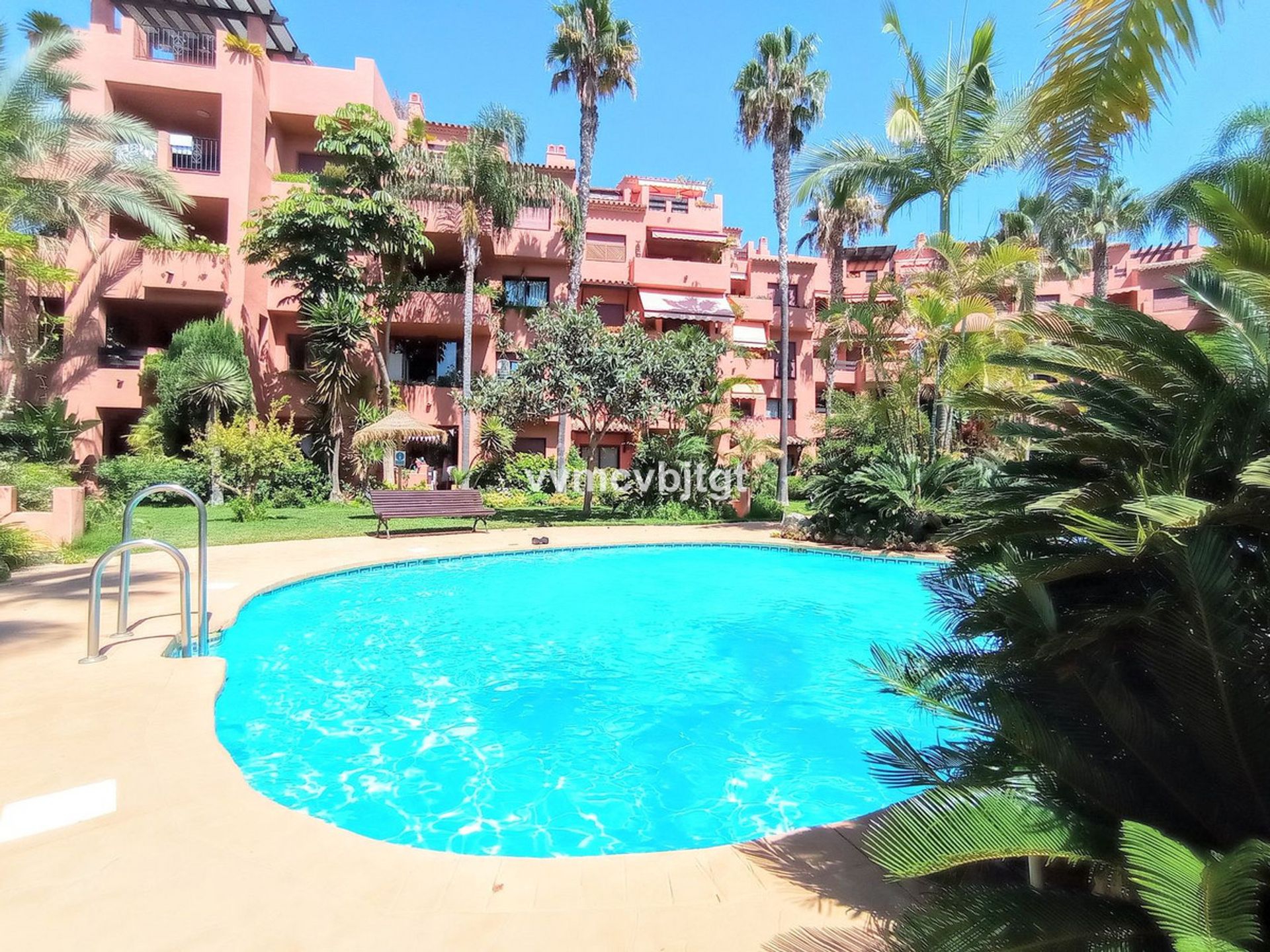 Condominium in Marbella, Andalusia 10946452