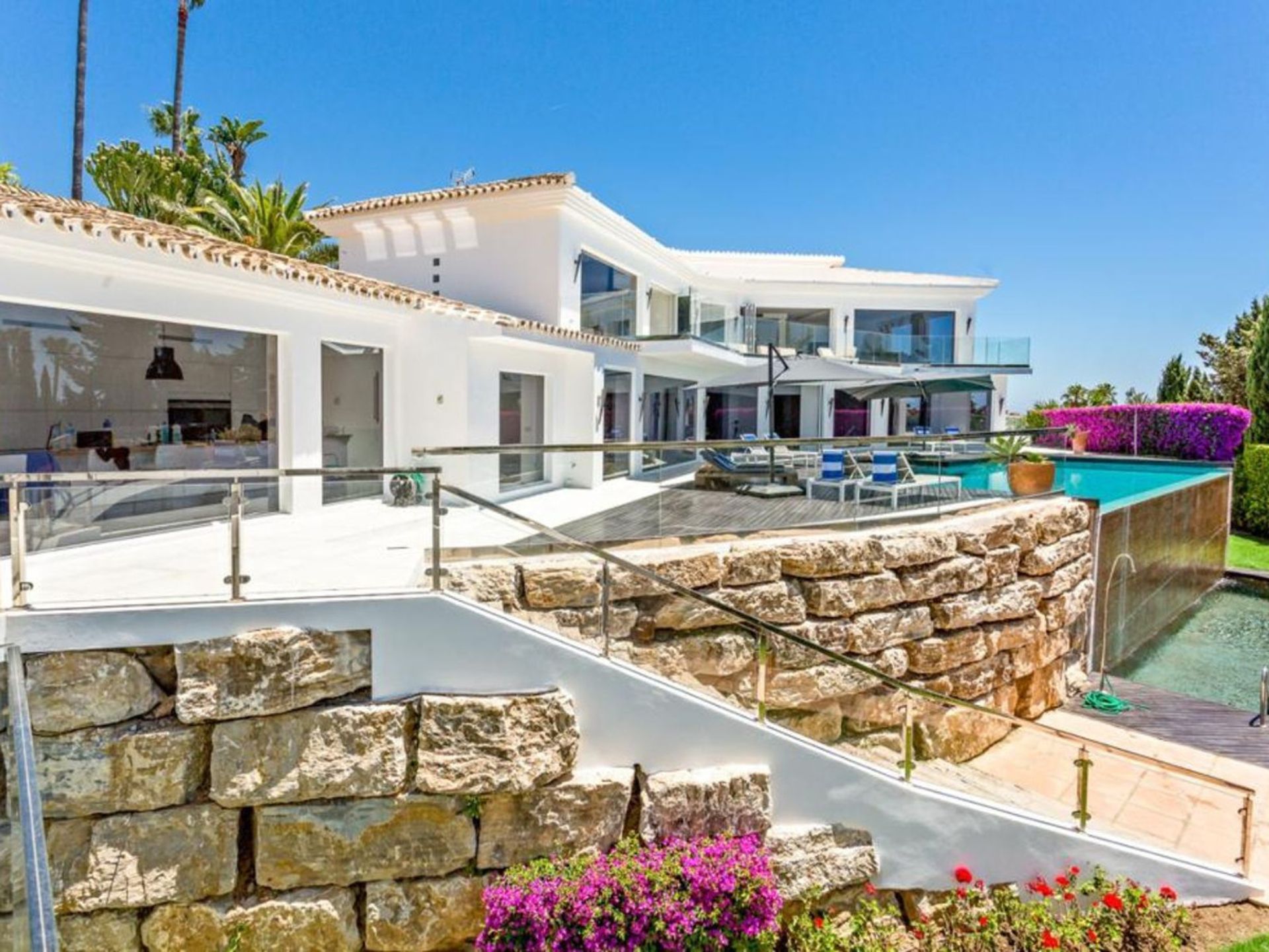 rumah dalam Marbella, Andalucía 10946468