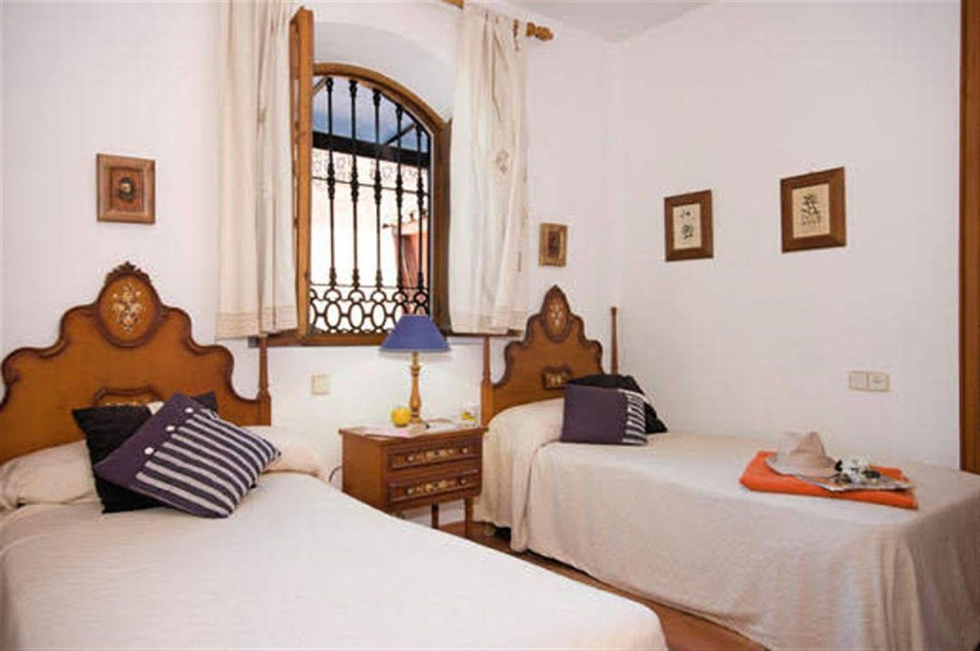 casa en Marbella, Andalusia 10946604