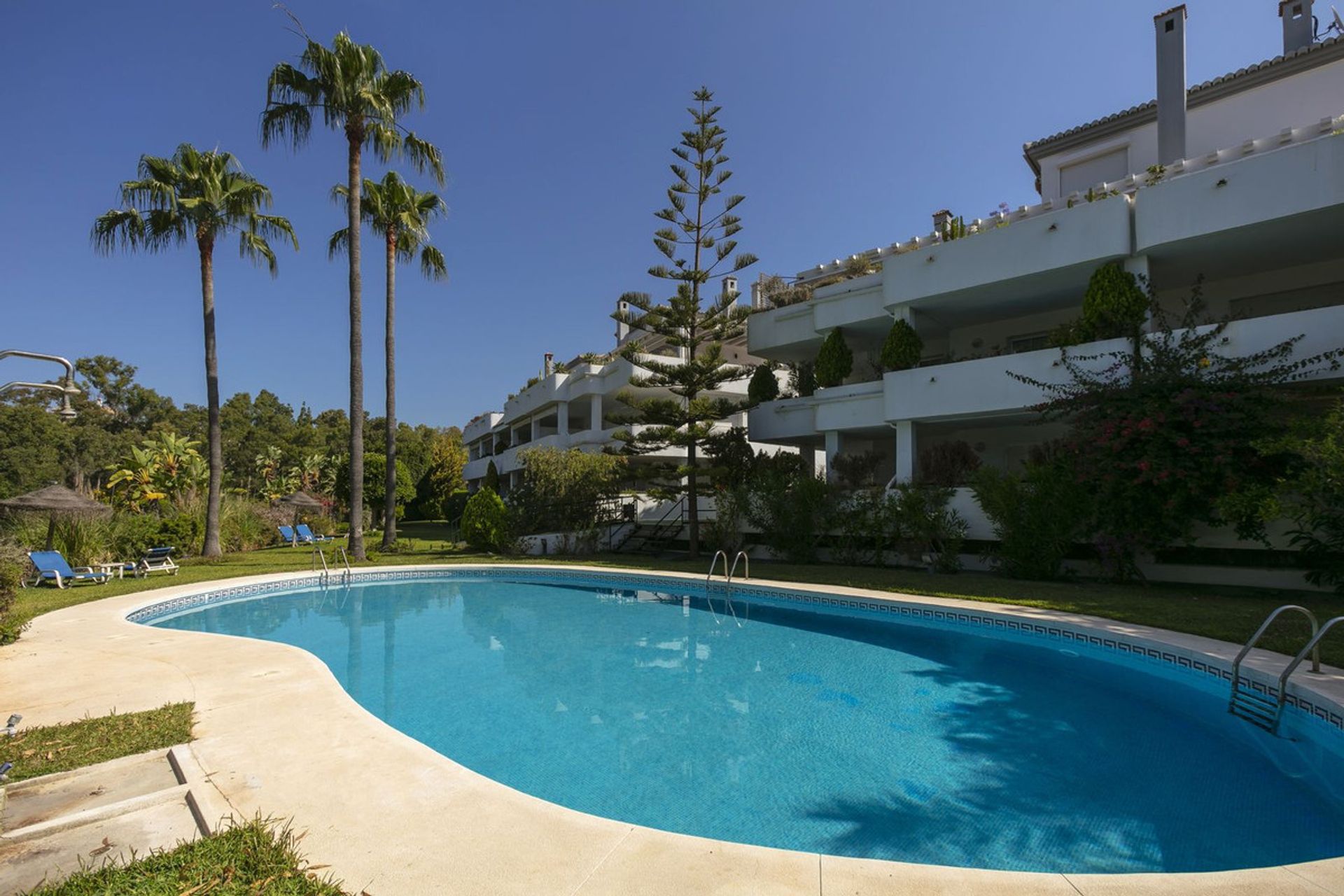 Квартира в Marbella, Andalucía 10946681