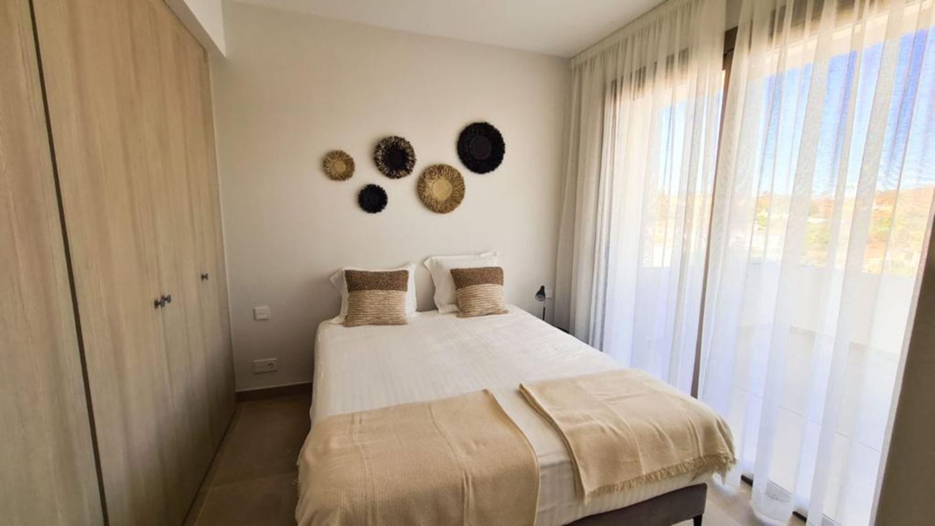 Condominium in Las Lagunas de Mijas, Andalucía 10946701