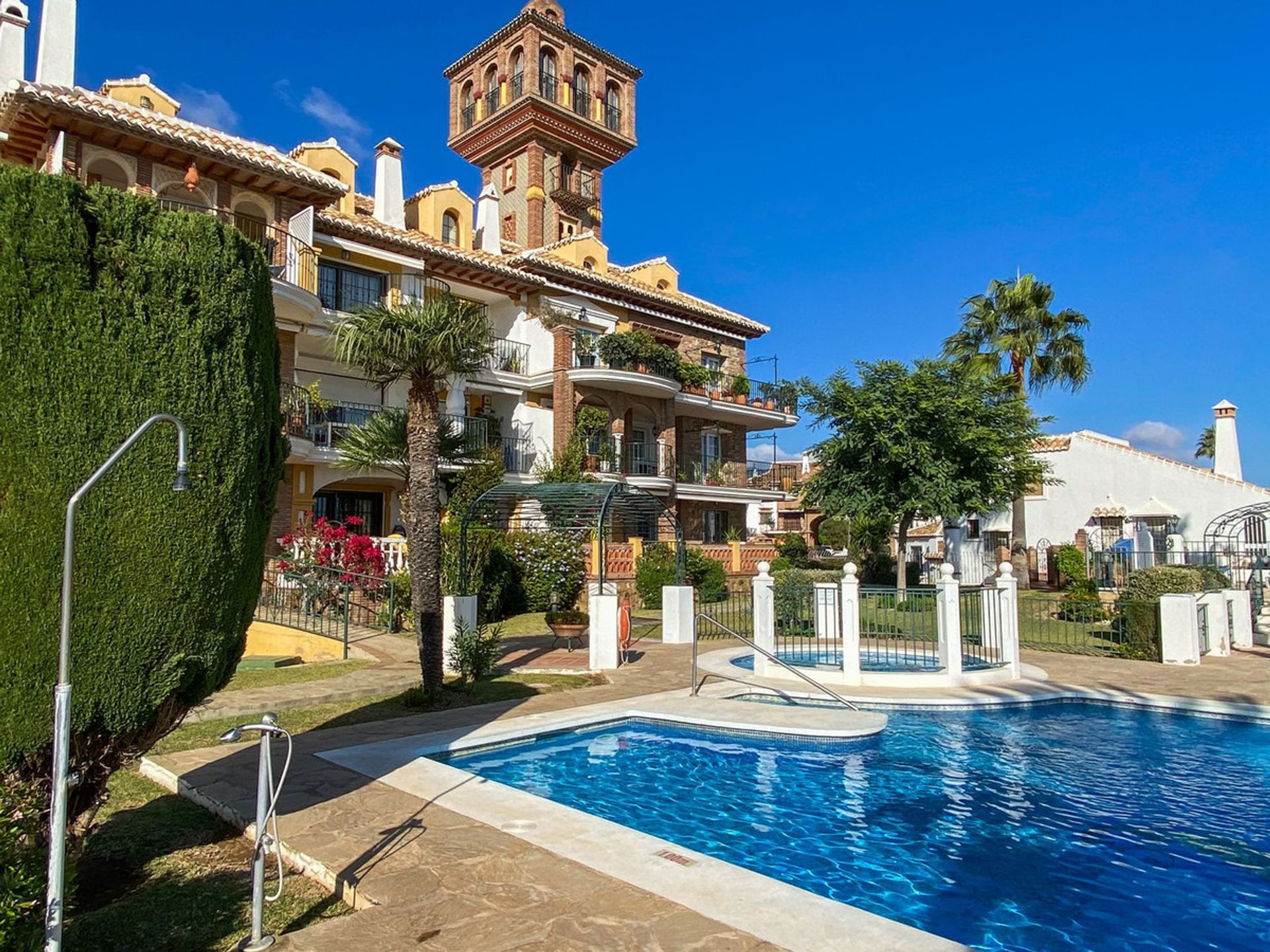 Будинок в Las Lagunas de Mijas, Andalucía 10946768