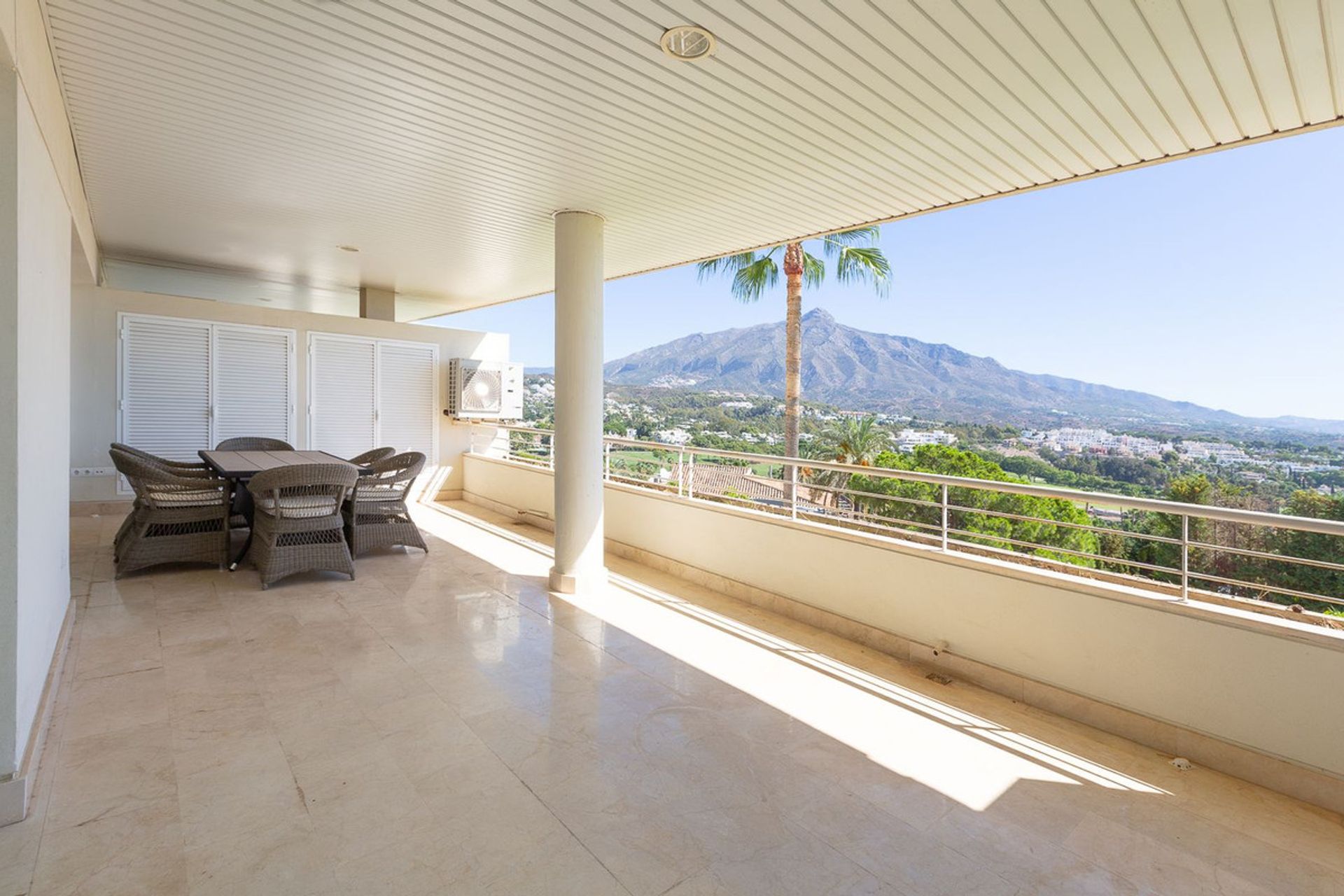 Condominio nel Marbella, Andalucía 10946877