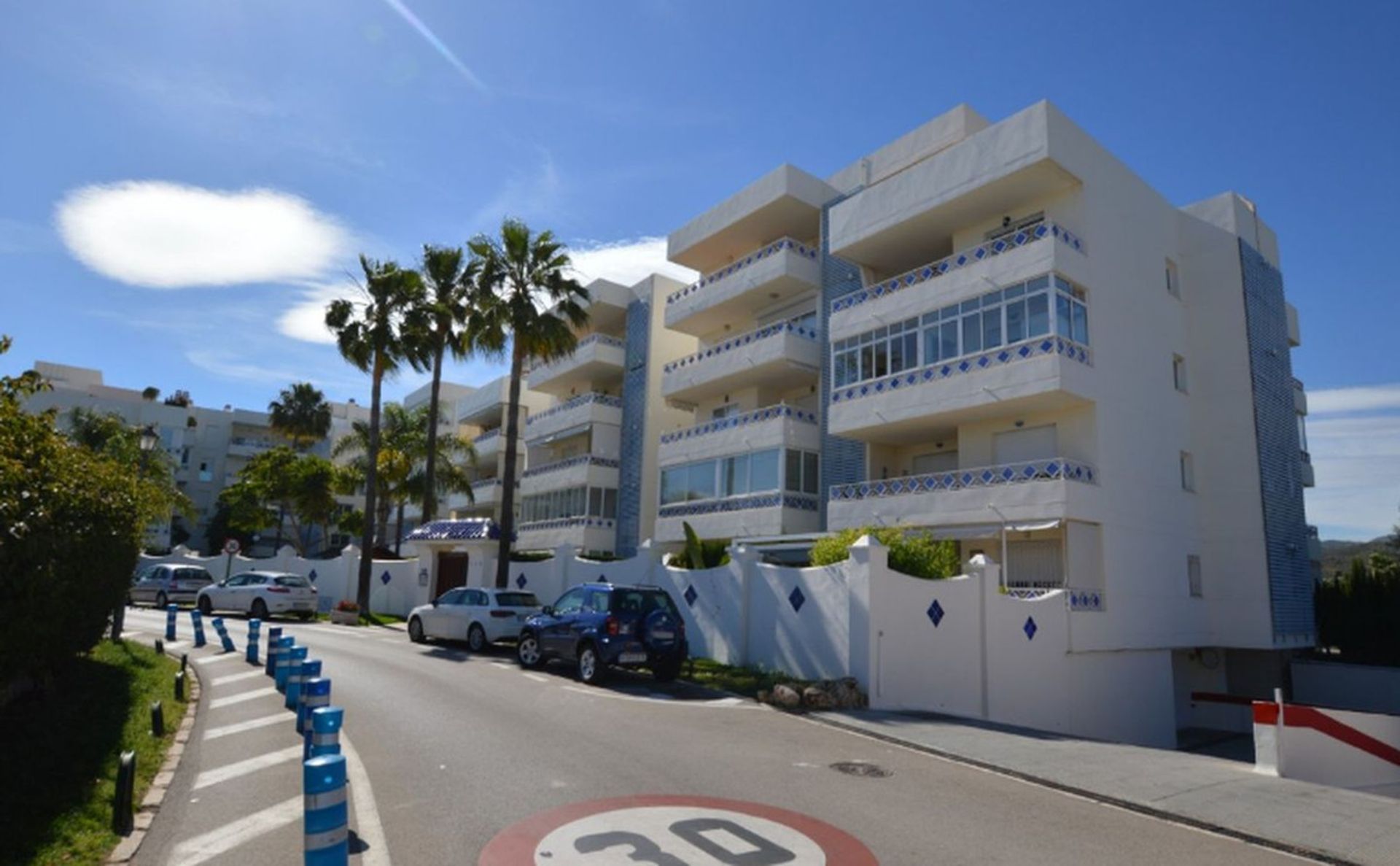 Кондоминиум в Marbella, Andalucía 10947035