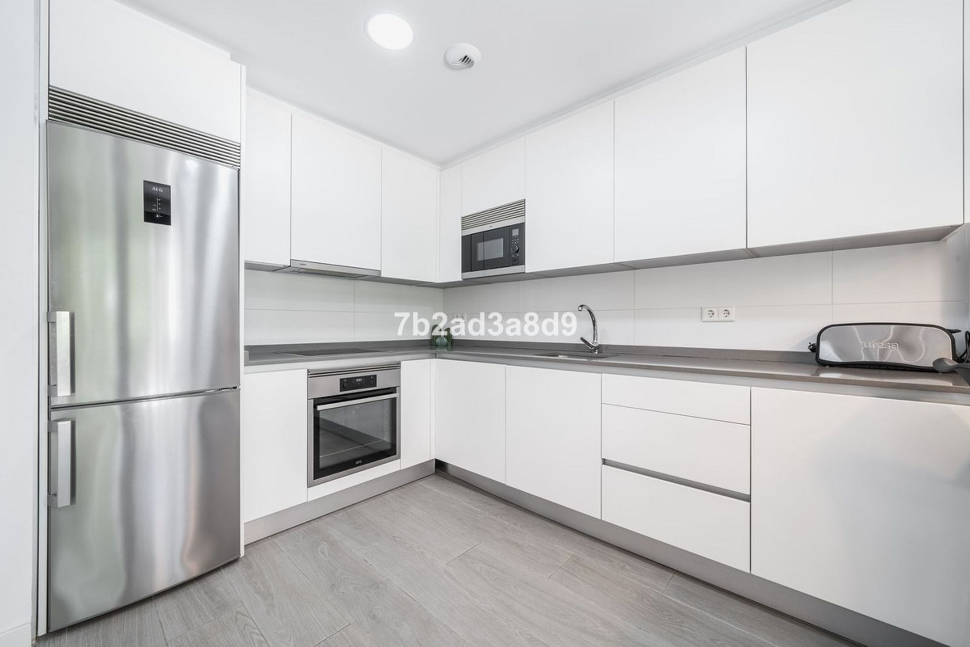 Condominium in Toronto, Ontario 10947177