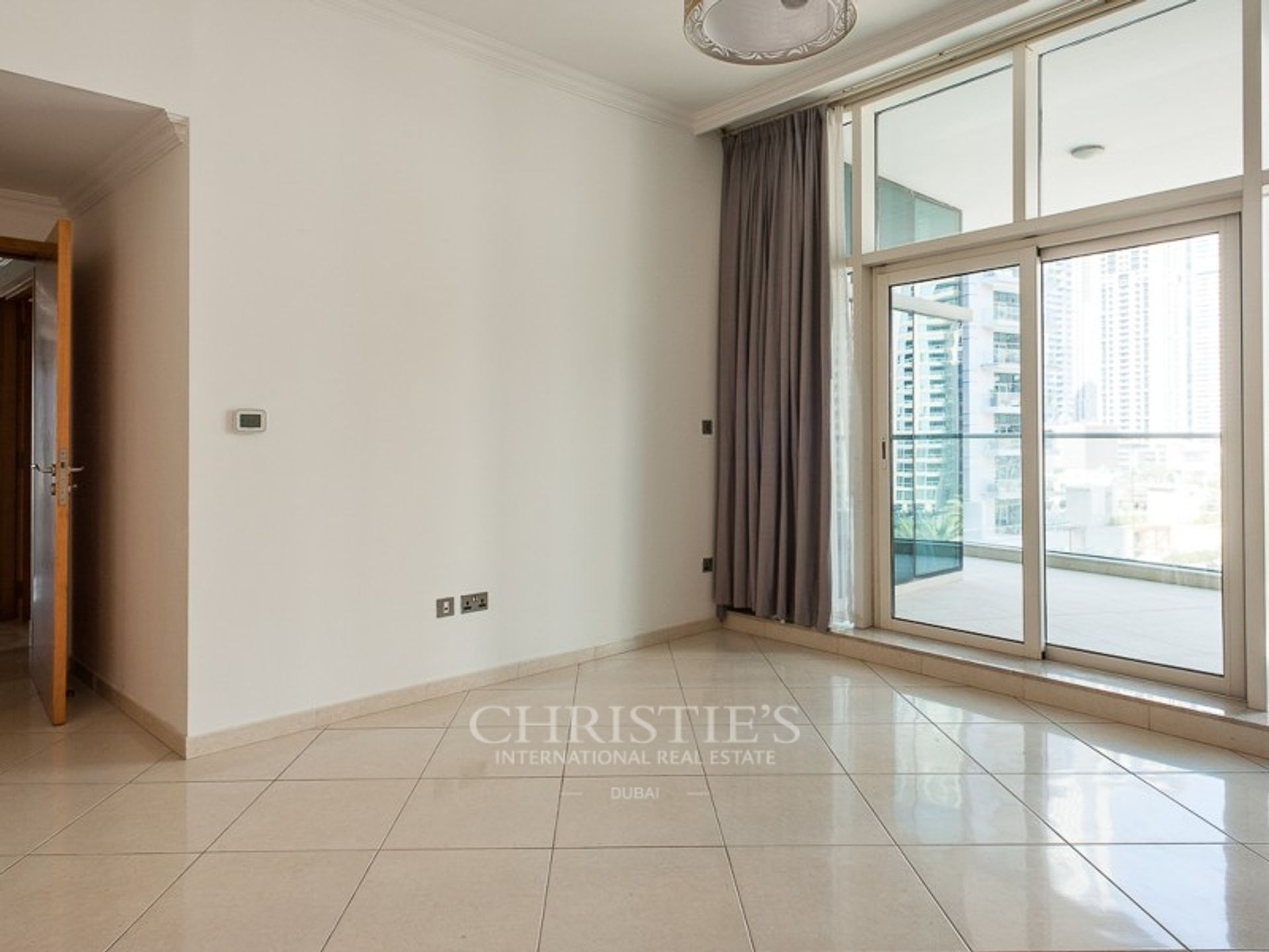 Condominium dans Dubai, Dubai 10948415