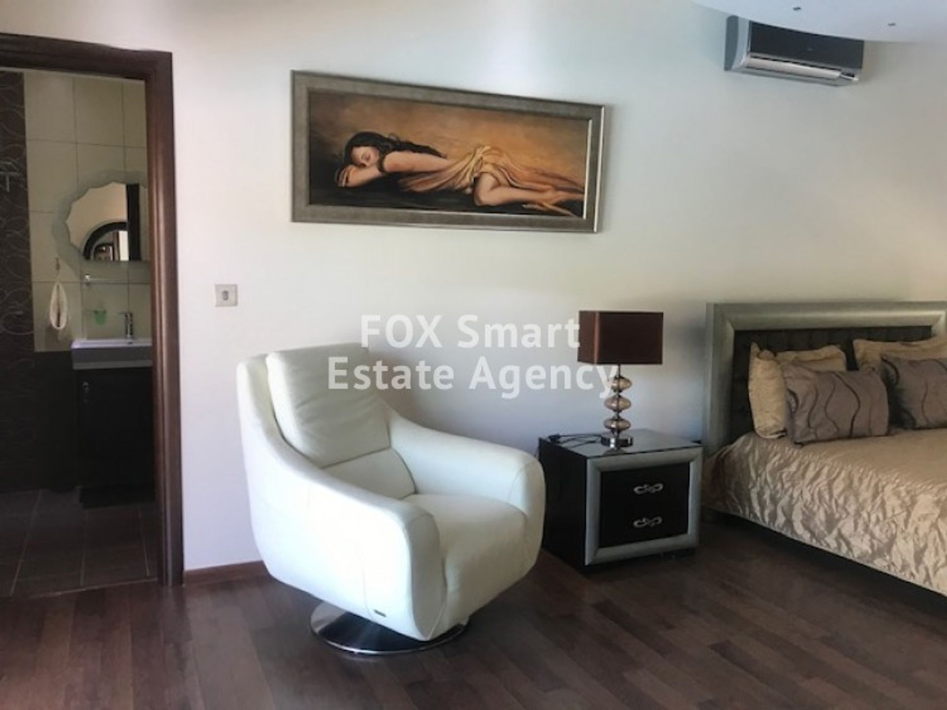 房子 在 Apsiou, Limassol 10948658