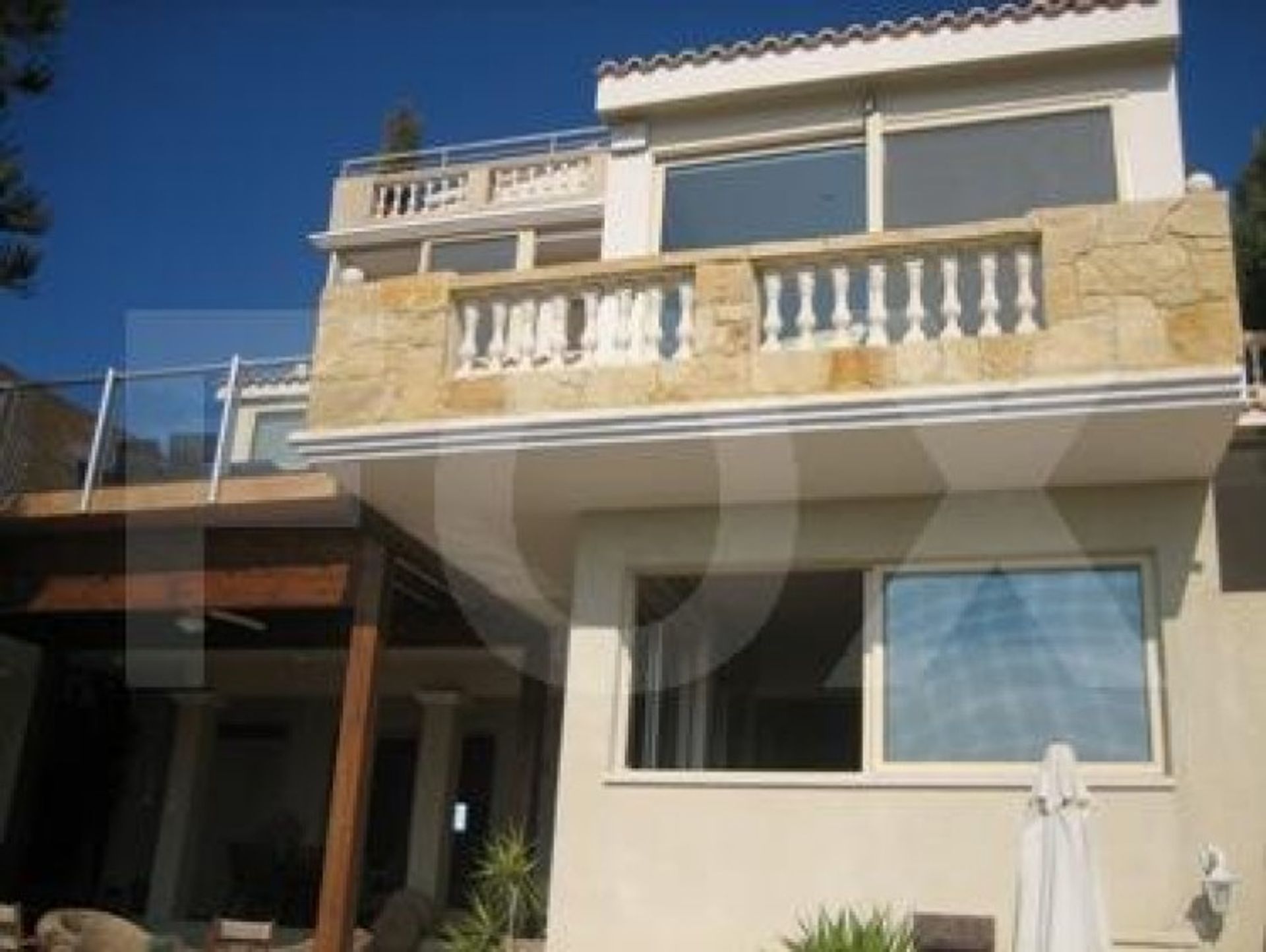 rumah dalam Agios Tychon, Limassol 10948716