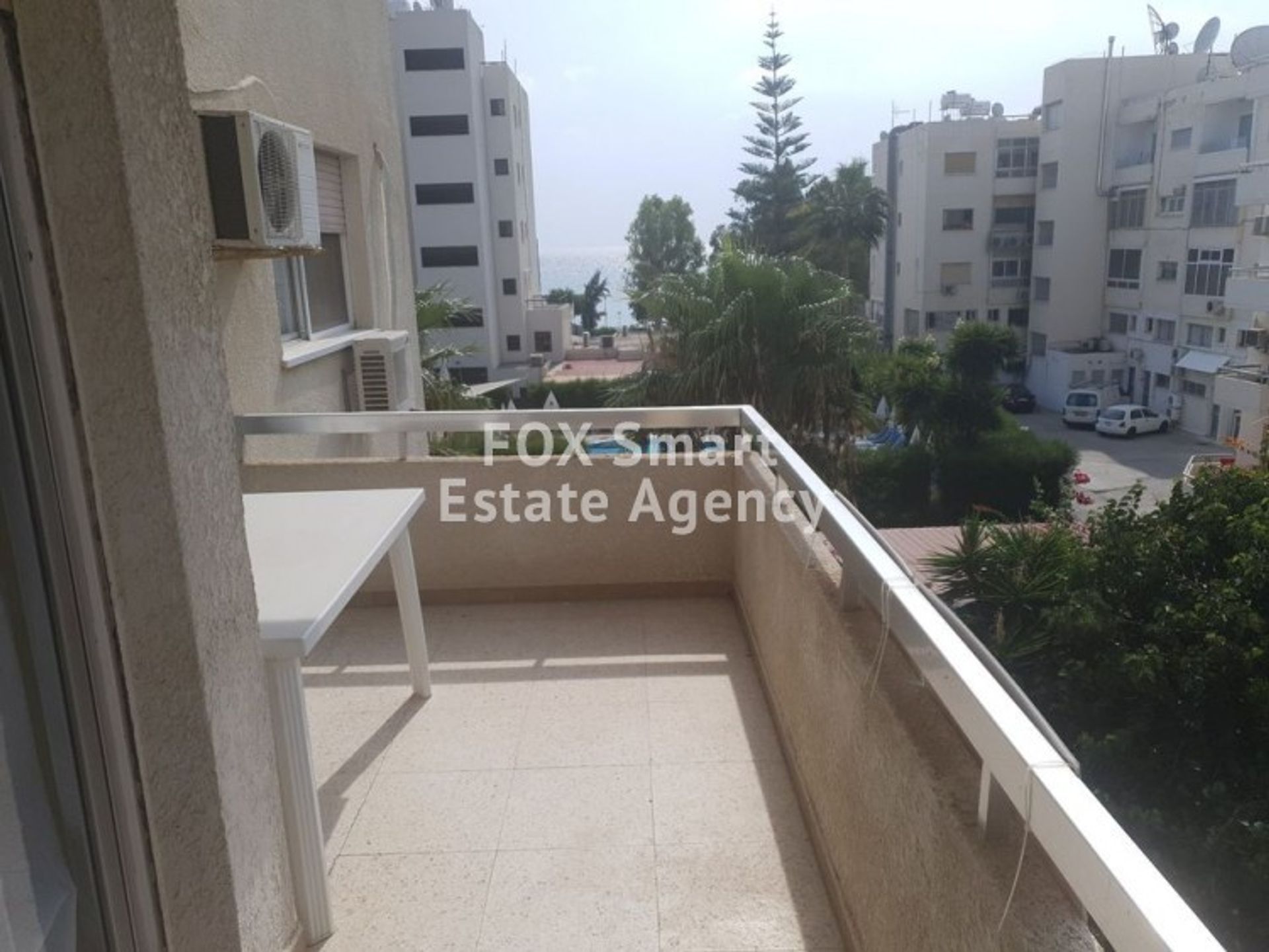 Condominium in Agios Tychon, Limassol 10949076