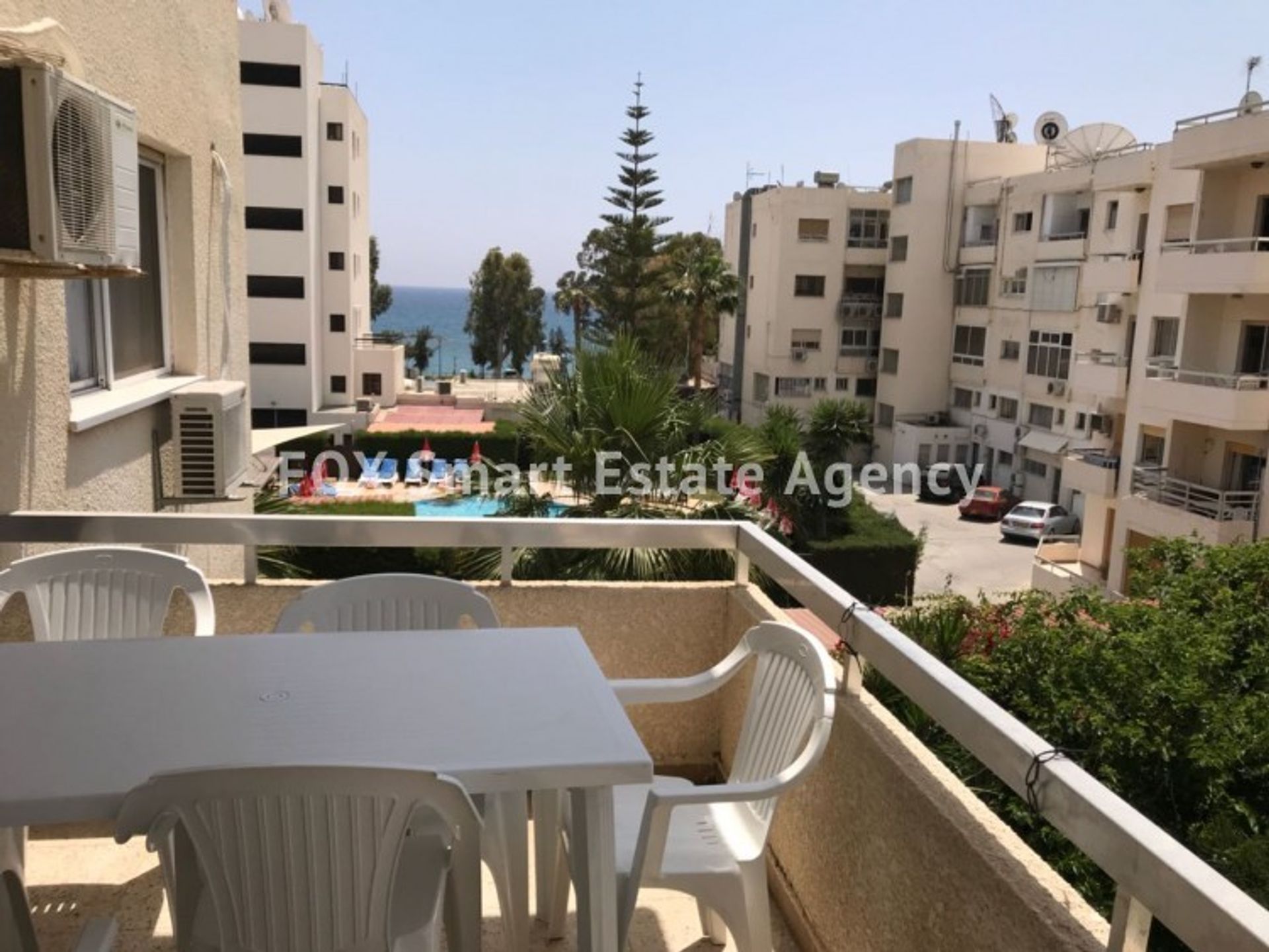 Condominium in Agios Tychon, Limassol 10949076