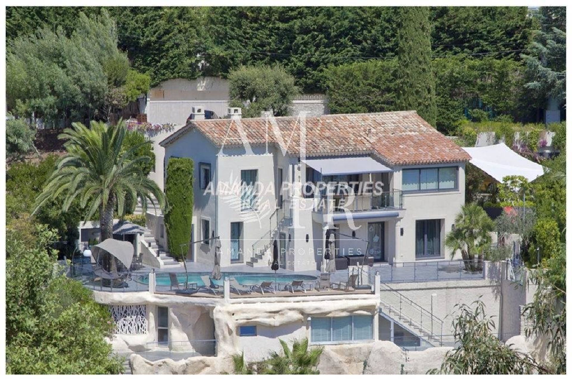 House in Cannes, Provence-Alpes-Côte d'Azur 10949265