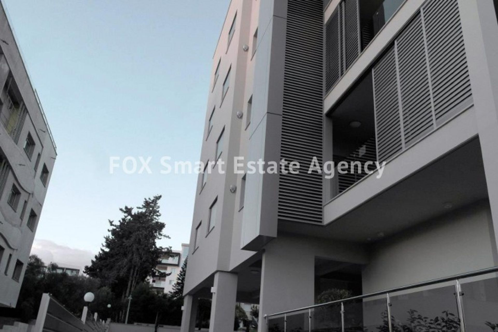 Condominium in Agios Tychon, Limassol 10949275