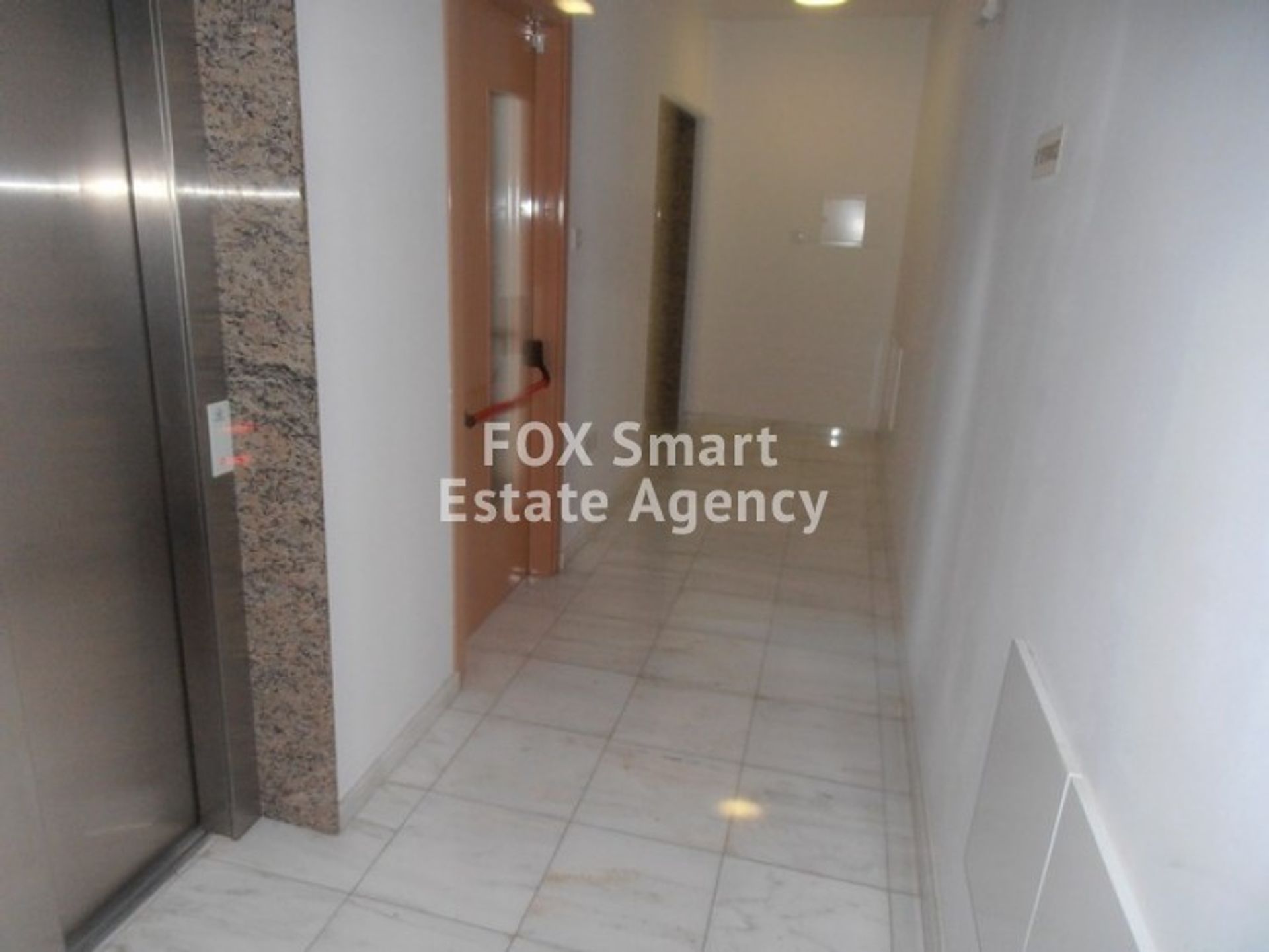 Condominium in Limassol, Limassol 10949770