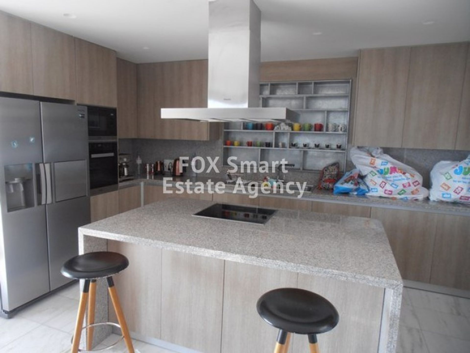 Condominium in Limassol, Limassol 10949770