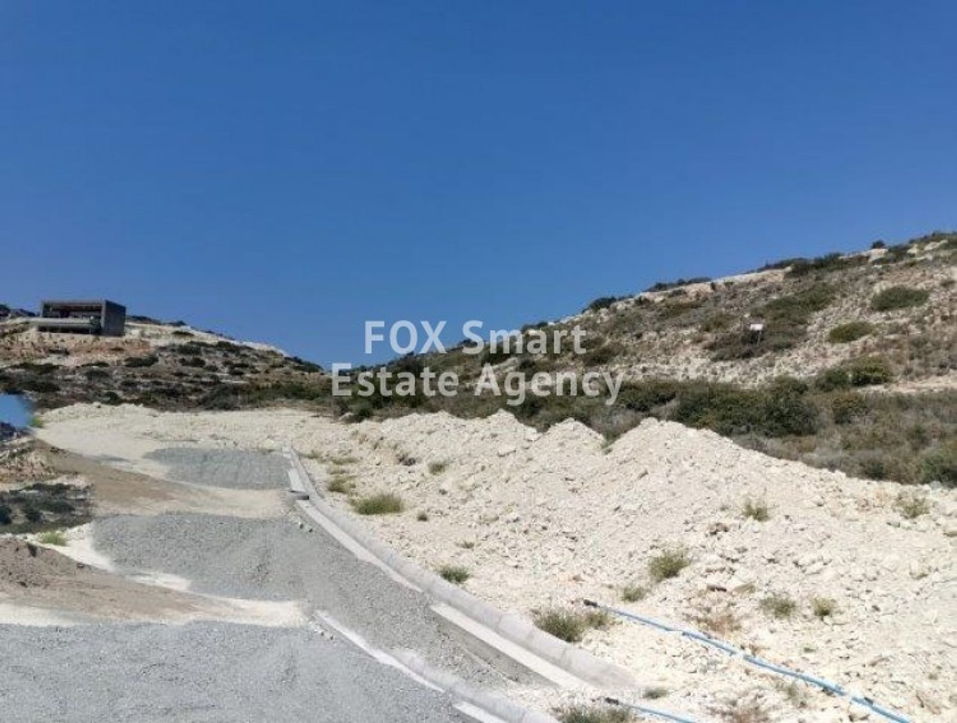 Terre dans Agios Tychon, Larnaka 10950402