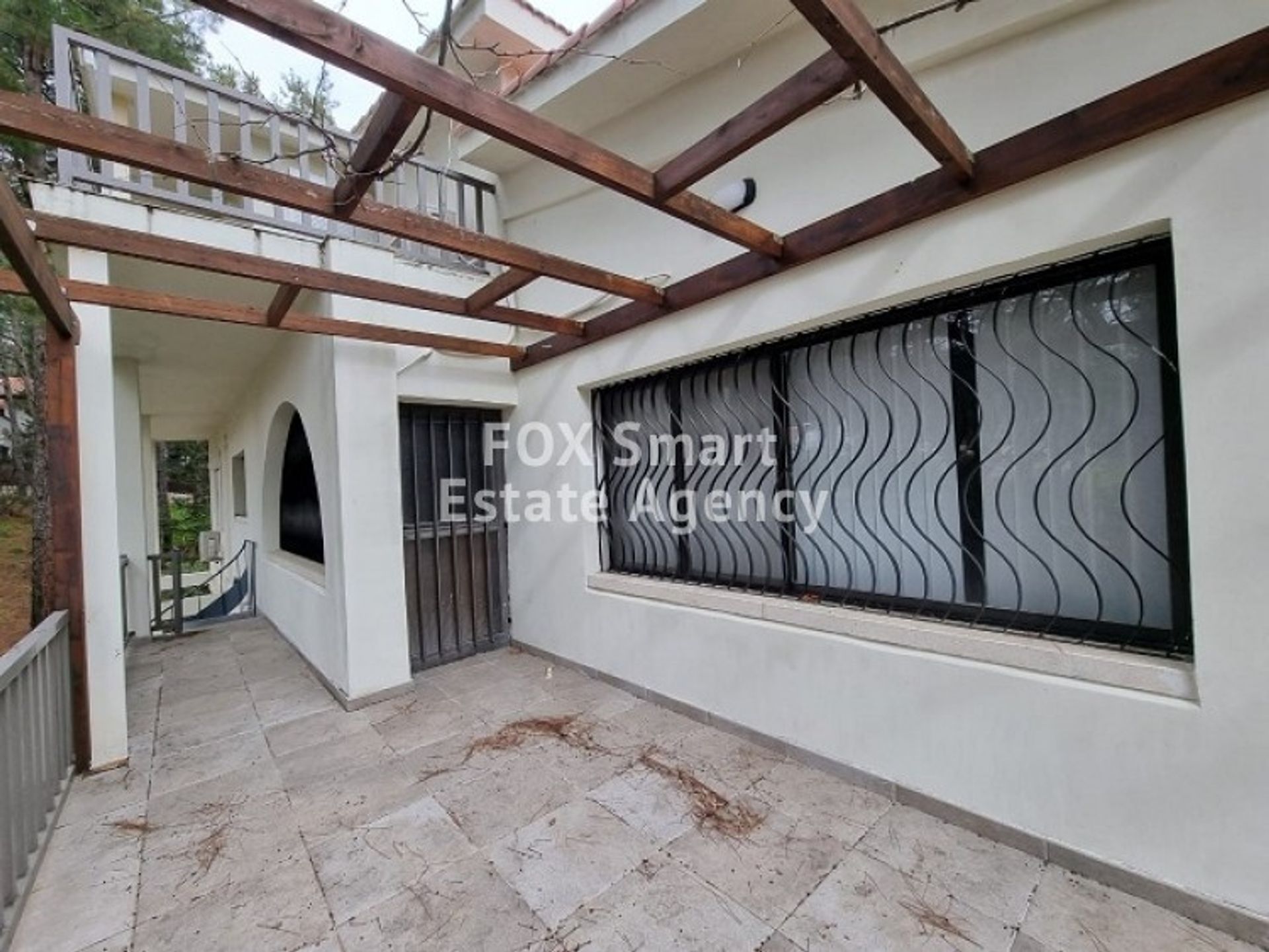 rumah dalam Moniatis, Limassol 10950941