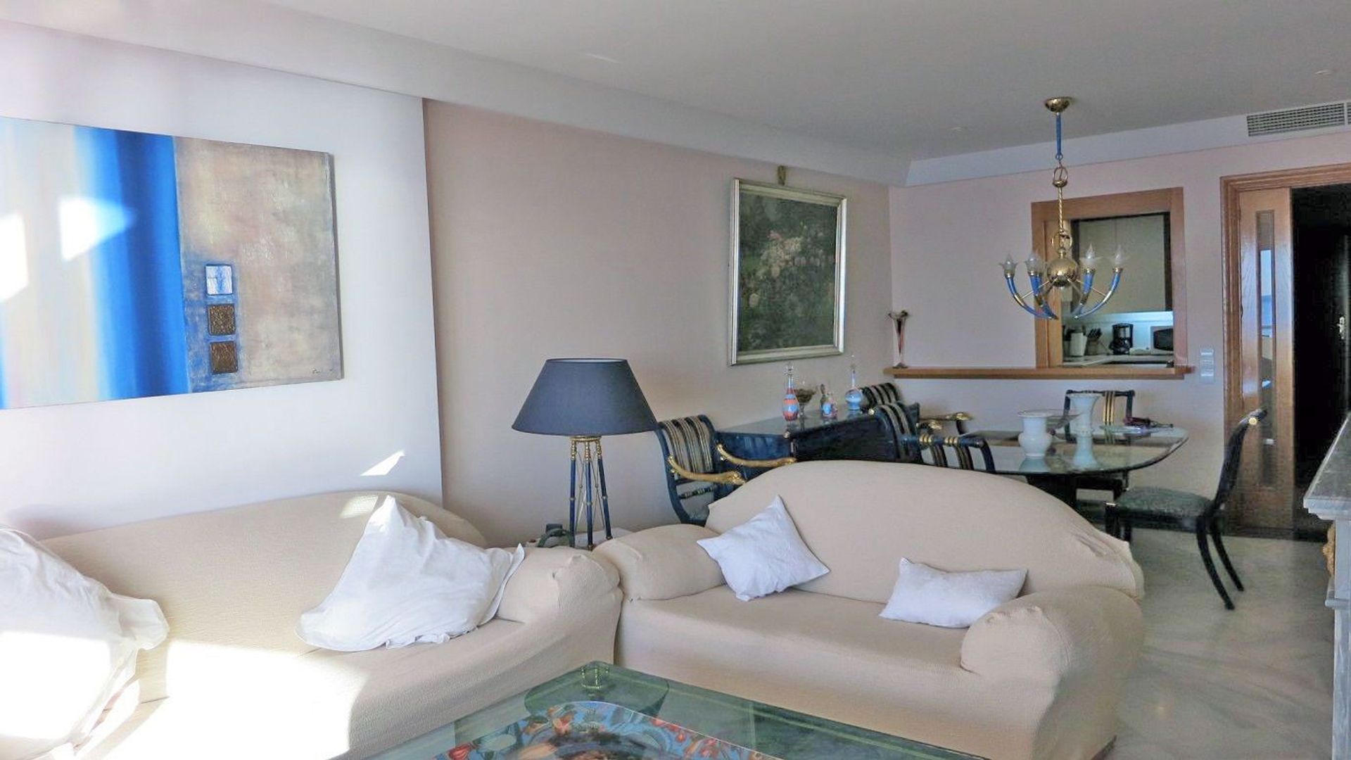 Condominium in Marbella, Andalusia 10951273