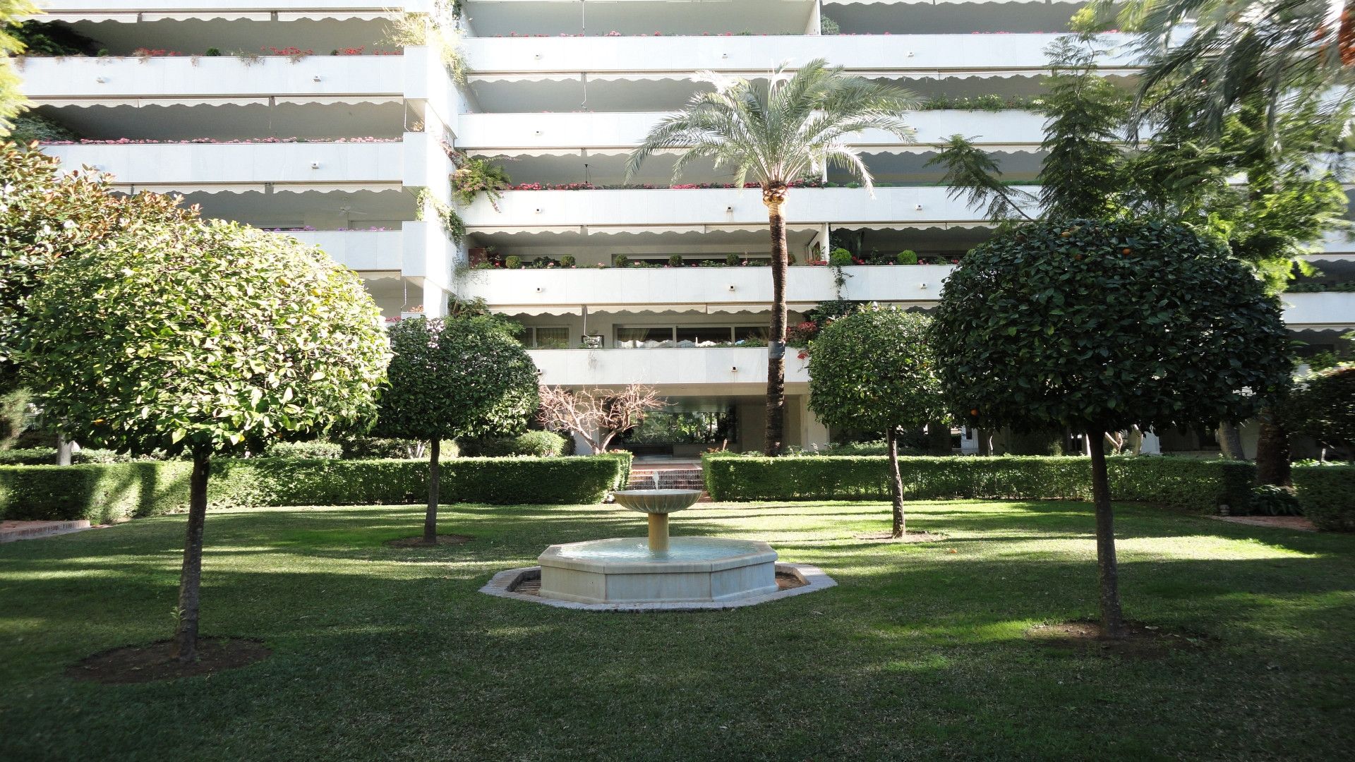 Condominium dans Marbella, Andalucía 10951289