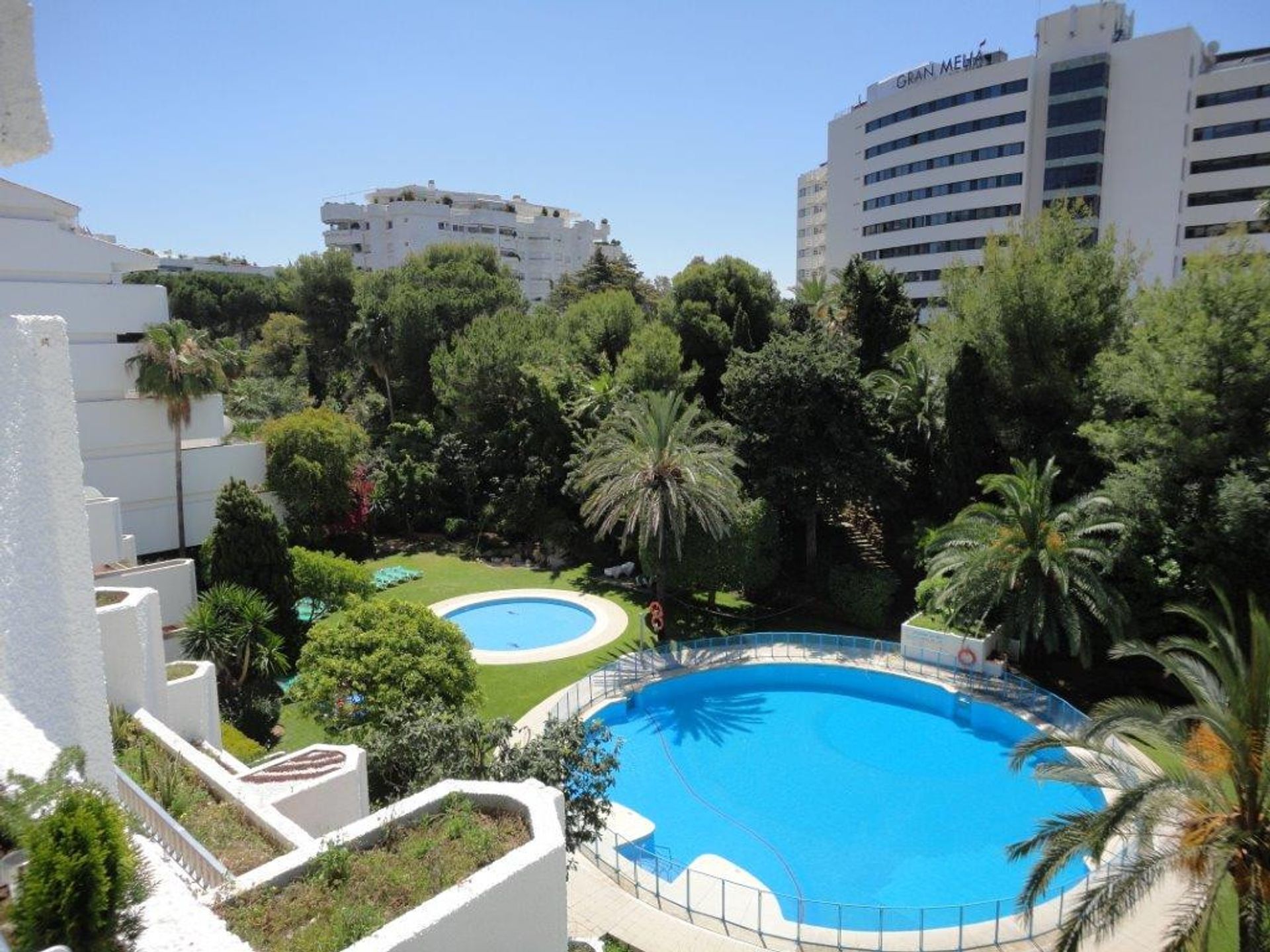 Condominium in Marbella, Andalusië 10951295