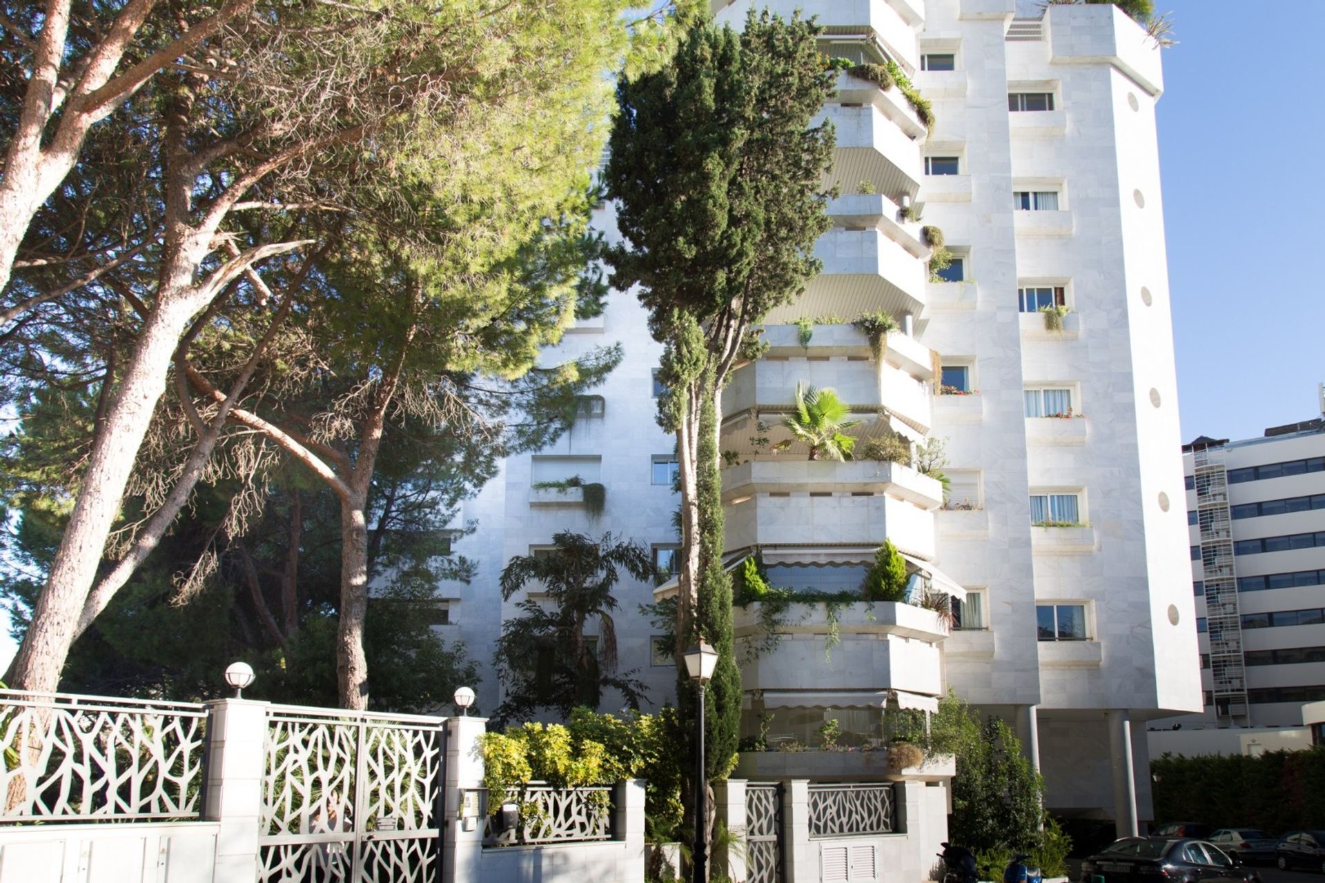 Condominium in Marbella, Andalucía 10951296