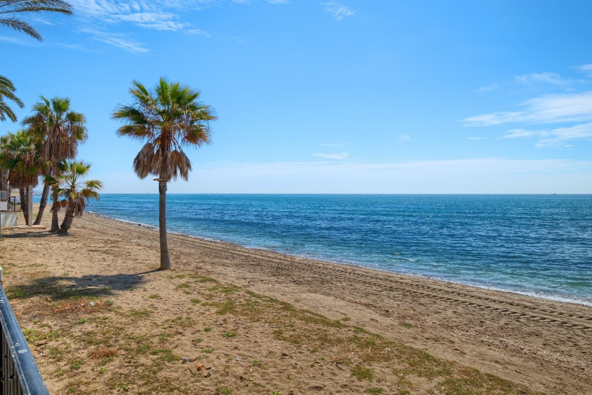 Condominium in Marbella, Andalucía 10951296